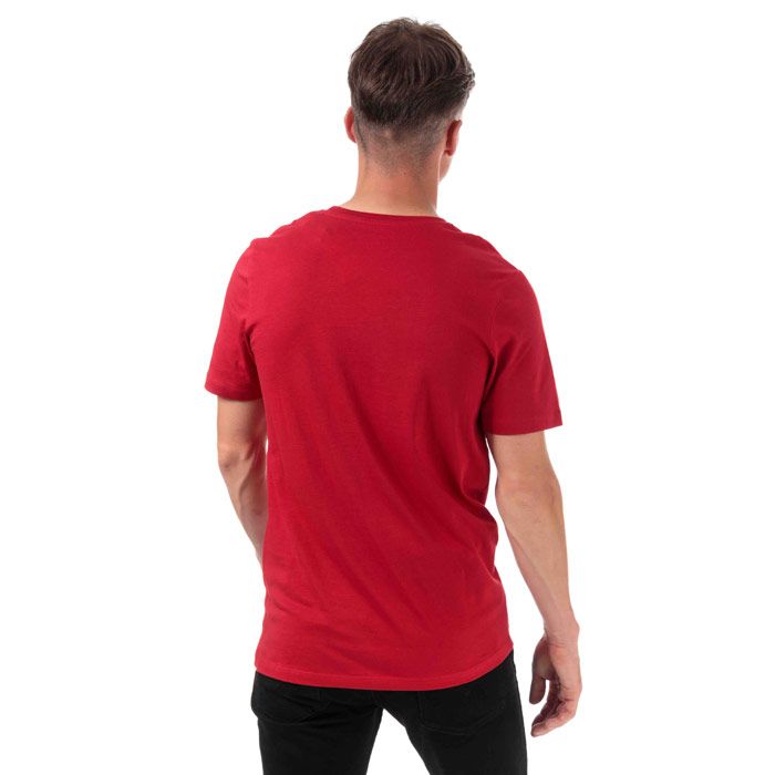 Mens Jack Jones Splash Corp Logo T-Shirt in tango red.<BR><BR>- Ribbed crew neck.<BR>- Short sleeves.<BR>- Graphic logo printed to chest.<BR>- Tonal back neck tape.<BR>- Slim fit.<BR>- Main material: 100% Cotton.  Machine washable.<BR>- Ref: 12176707