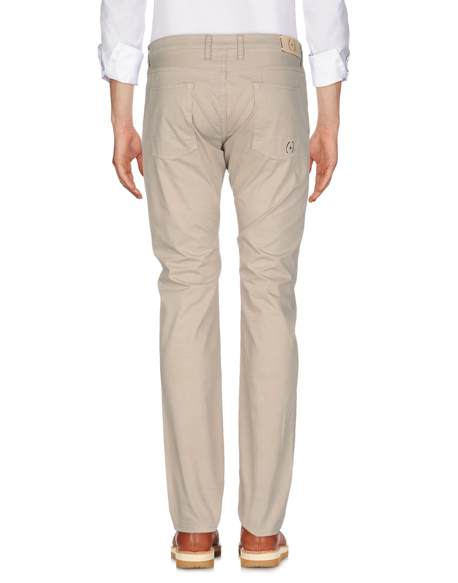 gabardine, logo, basic solid colour, mid rise, regular fit, tapered leg, button, zip, multipockets, chinos