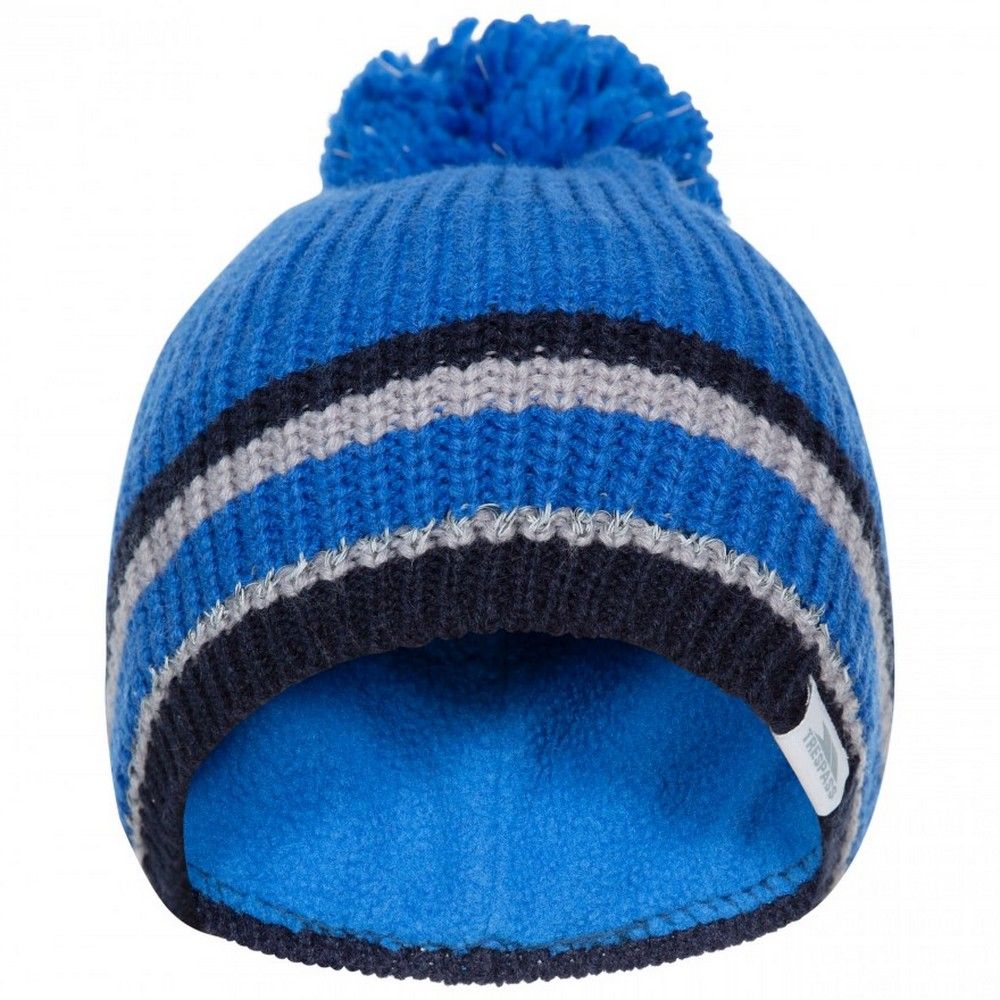 Material: polyester, acrylic. Knitted hat with pom pom. Reflective detailing. Half fleece lined. Woven label.