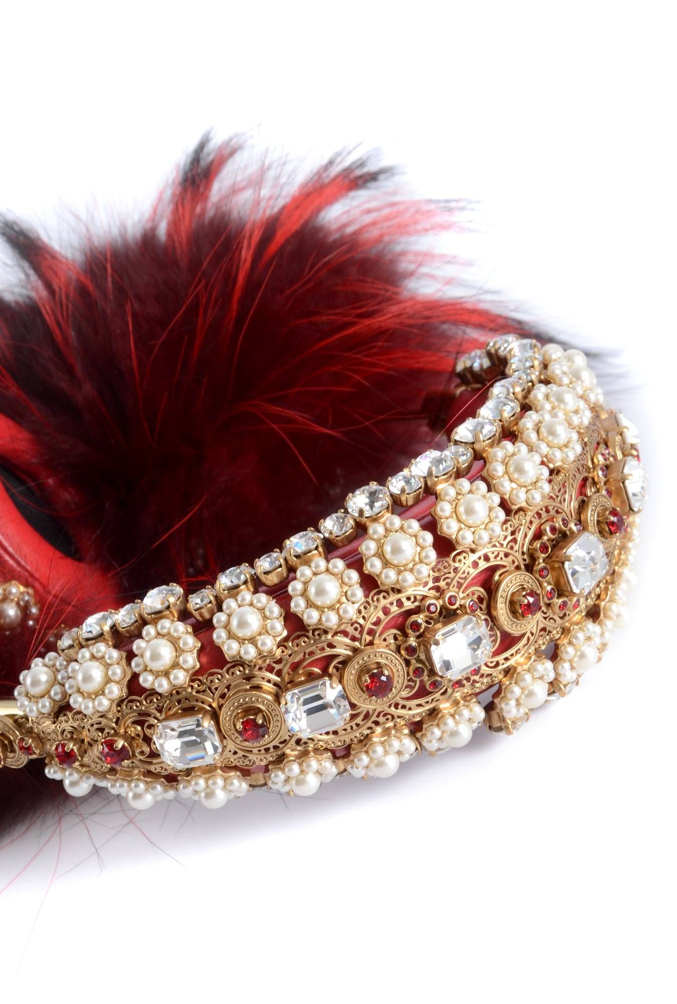Dolce & Gabbana Women Fur and Jewels Headphone
BI0824 AL980
100% Lambskin