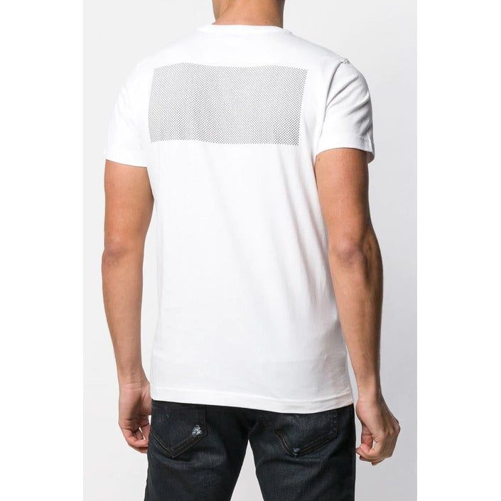 Brand: Diesel Gender: Men Type: T-shirts Season: Spring/Summer  PRODUCT DETAIL • Color: white • Pattern: print • Fastening: slip on • Sleeves: short • Neckline: round neck  COMPOSITION AND MATERIAL • Composition: -100% cotton  •  Washing: machine wash at 30°. print:graphic. neckline:roundneck. sleeves:short-sleeve