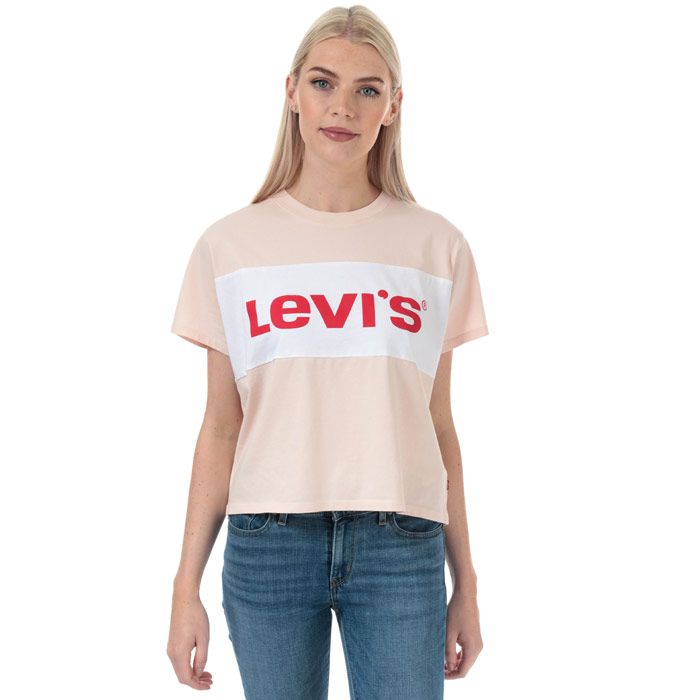 Womens Levi’s Colourblock Varsity T-Shirt in peach blush.<BR><BR>- Ribbed crew neck.<BR>- Drop shoulder.<BR>- Short sleeves. <BR>- Large Levi’s logo printed to chest.<BR>- Levi’s logo tab to side.<BR>- Tonal back neck tape.<BR>- Slightly cropped length.<BR>- Relaxed fit. <BR>- Measurement from shoulder to hem: 21“ approximately. <BR>- 100% Cotton.  Machine washable.<BR>- Ref: 18890-0001<BR><BR>Measurements are intended for guidance only.