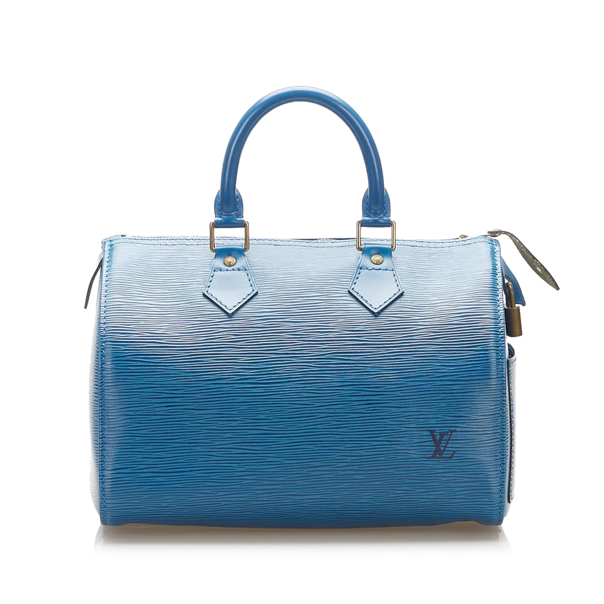 VINTAGE. RRP AS NEW. The Speedy 25 features an epi leather body, an exterior side slip pocket, rolled handles, a top zip closure, and an interior slip pocket.
Dimensions:
Length 19cm
Width 25cm
Depth 15cm
Hand Drop 10cm
Shoulder Drop 10cm

Original Accessories: Padlock

Color: Blue
Material: Leather x Epi Leather
Country of Origin: France
Boutique Reference: SSU95695K1342


Product Rating: GoodCondition