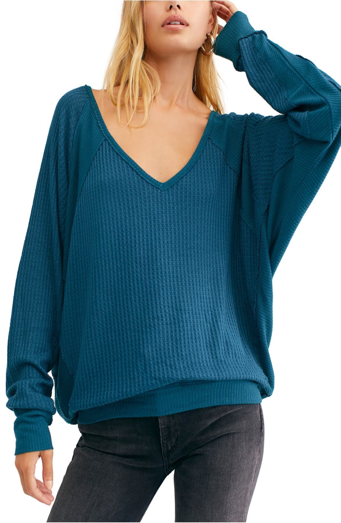 Color: Blues Size Type: Regular Size (Women's): XS Sleeve Length: Long Sleeve Type: Blouse Style: Knit Top Neckline: V-Neck Pattern: Solid Theme: Classic Material: Rayon