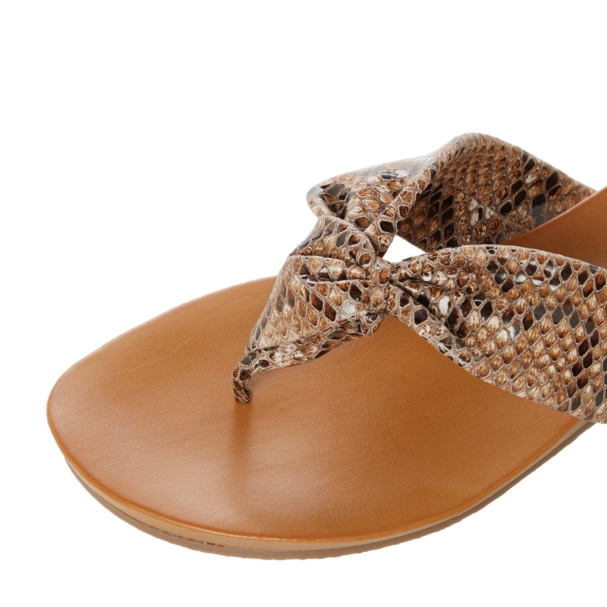 dune loopy sandals in tan