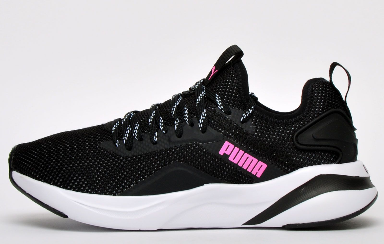 These Puma SoftRide running shoes for women are a great all round running/fitness trainer  crafted with a bootie-like textile knit upper sitting on top a full length Softride cushioned midsole for the ultimate in comfort and support. 
 Running shoes contain Softfoam insoles for the added touch of comfort as well as a heel and tongue pull tab for easy on off wear, to summarise  these SoftRide running shoes from Puma deliver on all fronts and all at a price which wont hurt your pocket. 
 - Bootie like construction
 - Secure up front lacing system 
 - Textile knit upper 
 - Full length SoftRide midsole cushioning 
 - SoftFoam insole offers comfort 
 - Heel and tongue loop for easy on/off wear.
 - Puma branding throughout