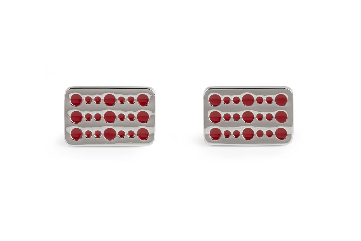 The bubbles in this Rhodium plated rectangular cufflink adds a splash of colour for everyday use.