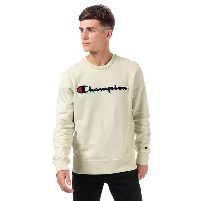 Mens Champion Garment Washed Crew Sweatshirt in green.<BR><BR>- Ribbed crew neck.<BR>- Long sleeves.<BR>- Cotton terry script logo to chest.<BR>- Signature C logo embroidered above left cuff.<BR>- Ribbed cuffs and hem.<BR>- Tonal back neck tape.<BR>- Comfort fit.<BR>- 100% Cotton.  Machine washable.<BR>- Ref: 213511 ES050