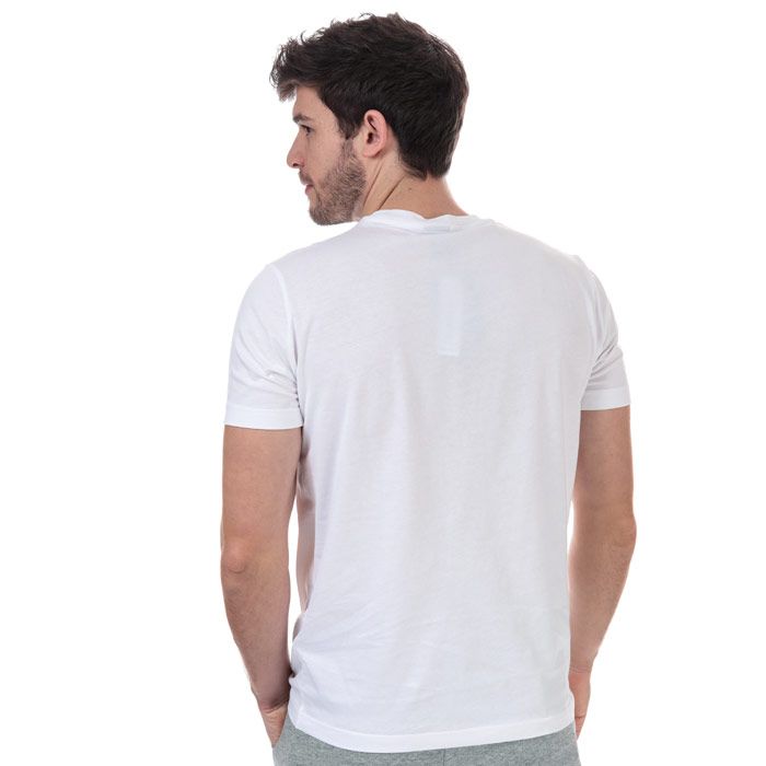 Mens Champion Large Logo T- Shirt in white.<BR><BR>- Ribbed crew neck.<BR>- Short sleeves.<BR>- Champion logo on the chest.<BR>- Embroidered logo to the sleeve.<BR>- Ribbed cuffs.<BR>- Regular fit.<BR>- 100% Cotton.  Machine washable. <BR>- Ref: 213521WW001