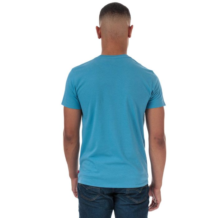 Mens Levi’s Graphic Varsity T-Shirt in Parisian blue.<BR><BR>- Ribbed crew neck.<BR>- Short sleeves. <BR>- Levi's graphic logo printed to front.<BR>- Levi’s logo tab to side.<BR>- Tonal back neck tape.<BR>- Soft and comfortable cotton jersey fabric.<BR>- 100% Cotton.  Machine washable.<BR>- Ref: 22491-0806