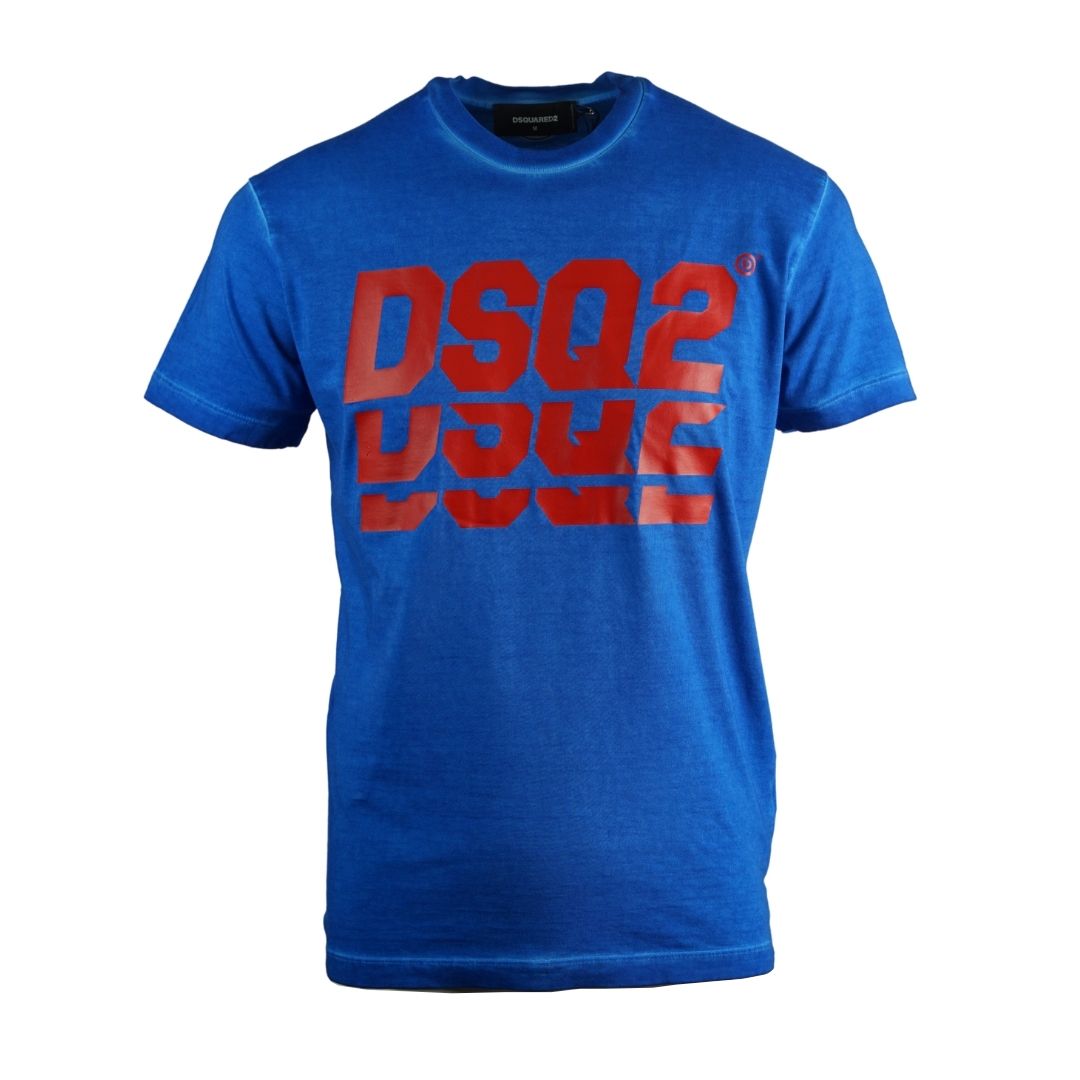 Dsquared2 Layered Logo Cool Fit Blue T-Shirt. Short Sleeved Faded Blue Tee. Cool Fit Style, Fits True To Size. 100% Cotton. Dsquared2 Layered Red Logo. S71GD0809 S20694 519