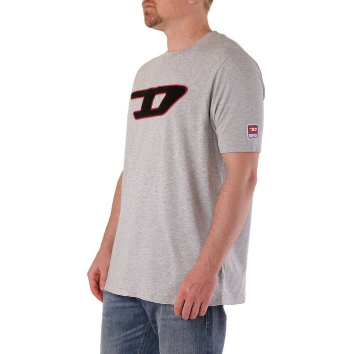 Brand: Diesel Gender: Men Type: T-shirts Season: Spring/Summer  PRODUCT DETAIL • Color: grey • Pattern: print • Fastening: slip on • Sleeves: short • Neckline: round neck  COMPOSITION AND MATERIAL • Composition: -100% cotton  •  Washing: machine wash at 30°