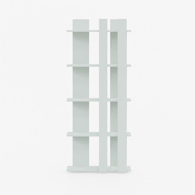 This modern and functional bookcase is the perfect solution for storing your books and furnishing your home in style. Thanks to its design it is ideal for the living area, the sleeping area of the house and the office. Easy-to-clean and easy-to-assemble assembly, kit included. Color: White | Product Dimensions: W75xD20xH180 cm | Material: Melamine Chipboard | Product Weight: 19,2 Kg | Supported Weight: | Packaging Weight: 21,6 Kg | Number of Boxes: 1 | Packaging Dimensions: W28xD12,5xH190 cm.