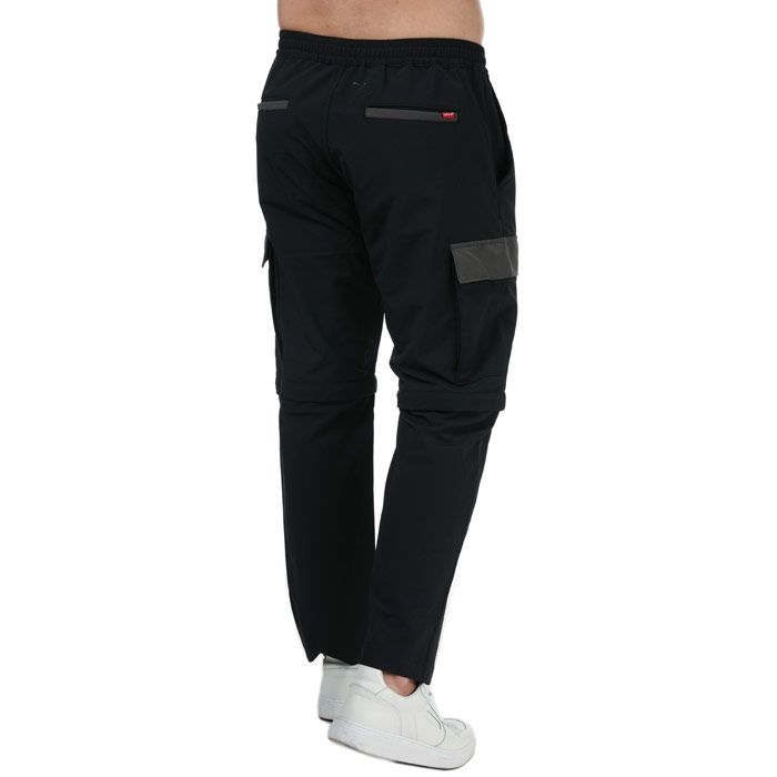 Men's Levis Zip Off Cargo Pants in Black