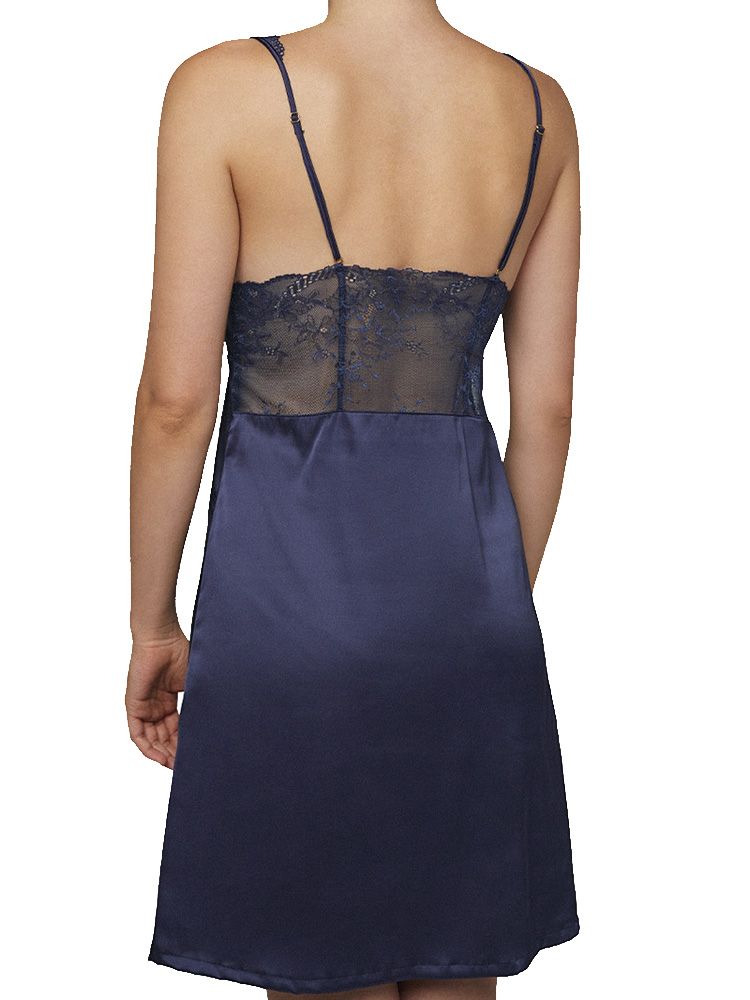 This Ysabel Mora Chemise in Soft Satin with enriched floral lace detail on the front and back. Is has fully adjustable straps for comfort and support. The front has a plunging neckline and a low back.