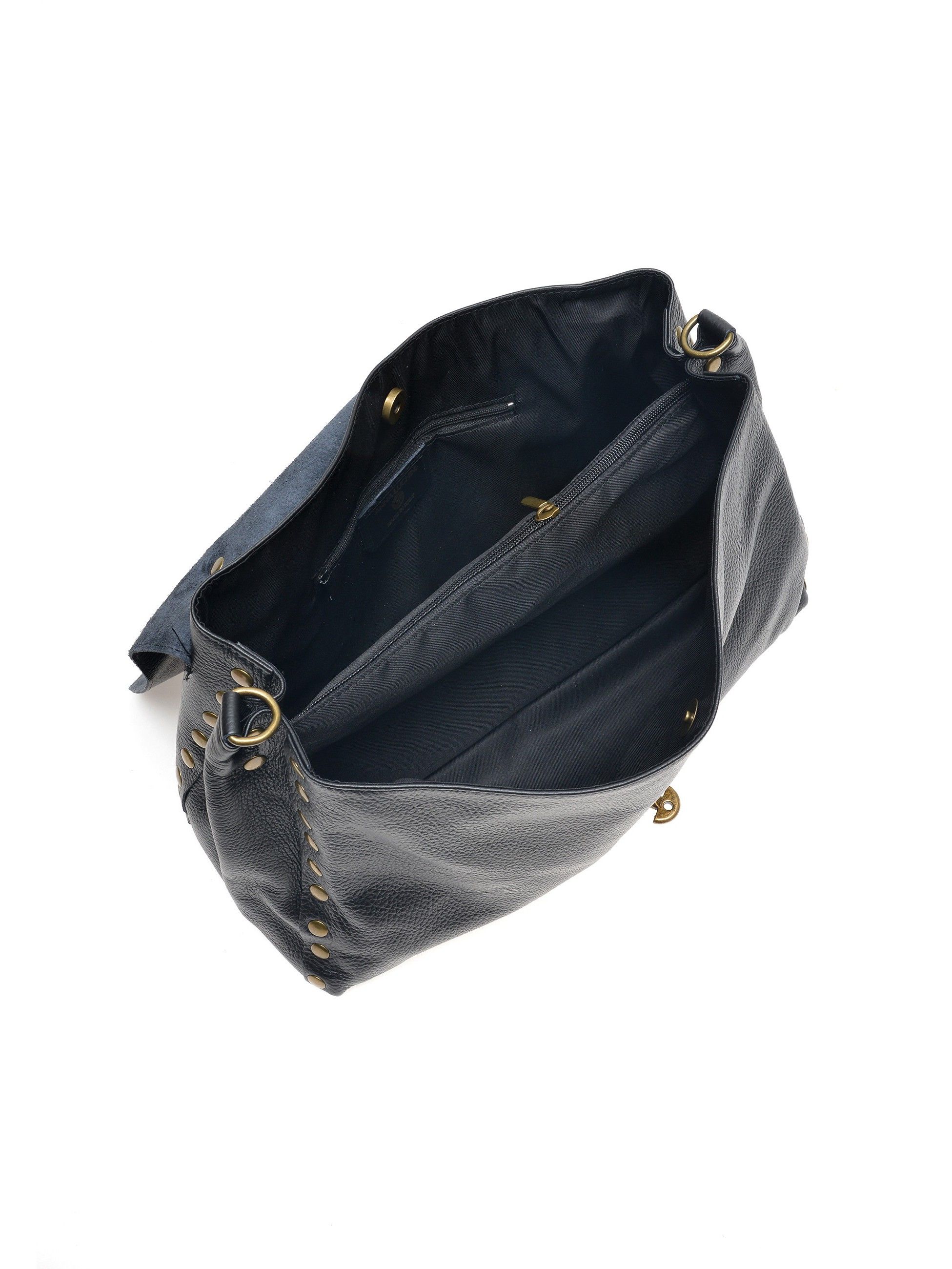 Top Handle Bag
100% cow leather
Magnet and buckle closure
Double compartment bag
Inner zip pockets
Dimensions (L): 26x35x11 cm
Handle: 46 cm
Shoulder strap: 120 cm adjustable