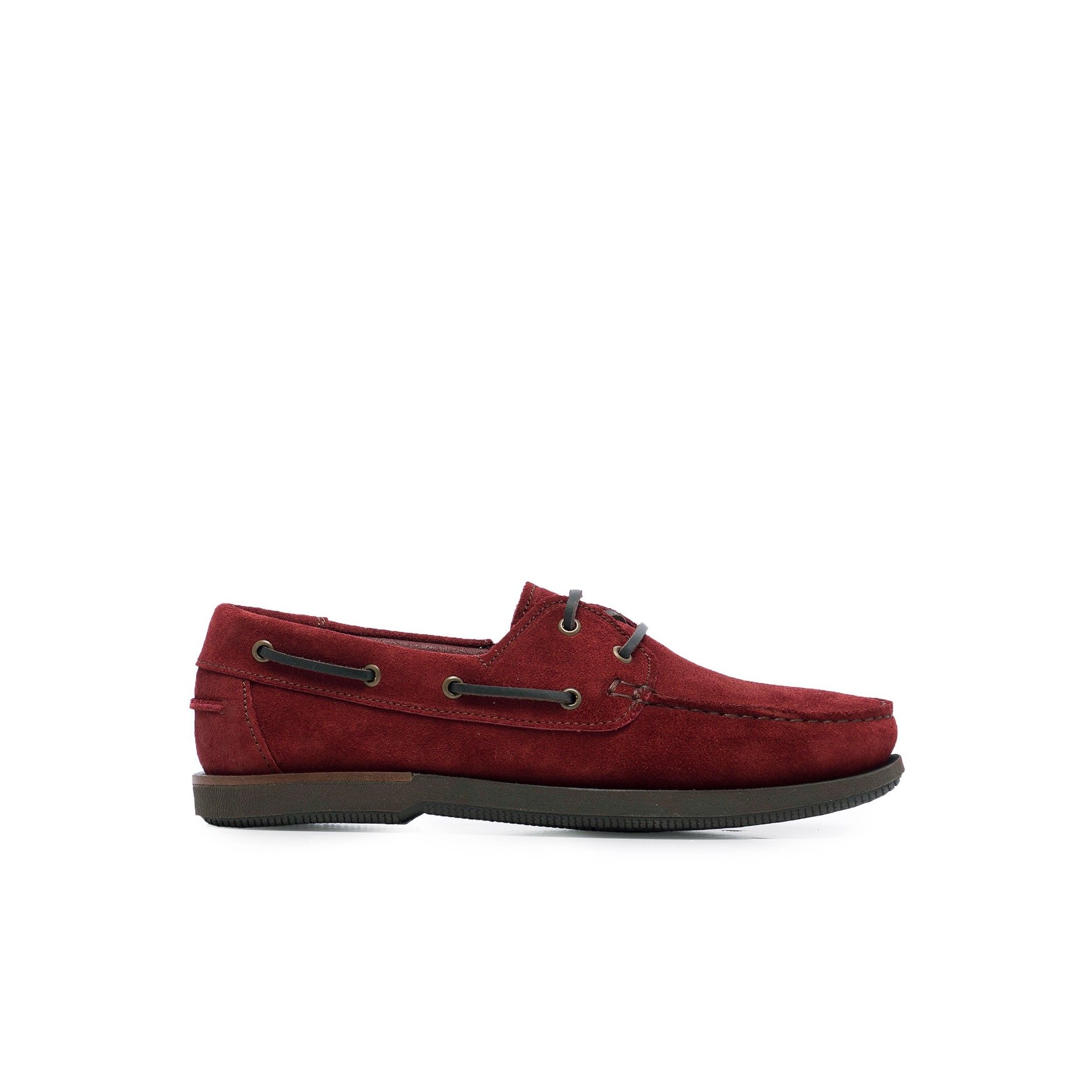 Split Leather boat shoes by Son Castellanisimos. Upper made of cowhide leather. Leather laces closure. Inner and insole made of cowhide leather. Sole material: synthetic and non slip. Heel height; 1'5 cm. Designed and made in Spain.