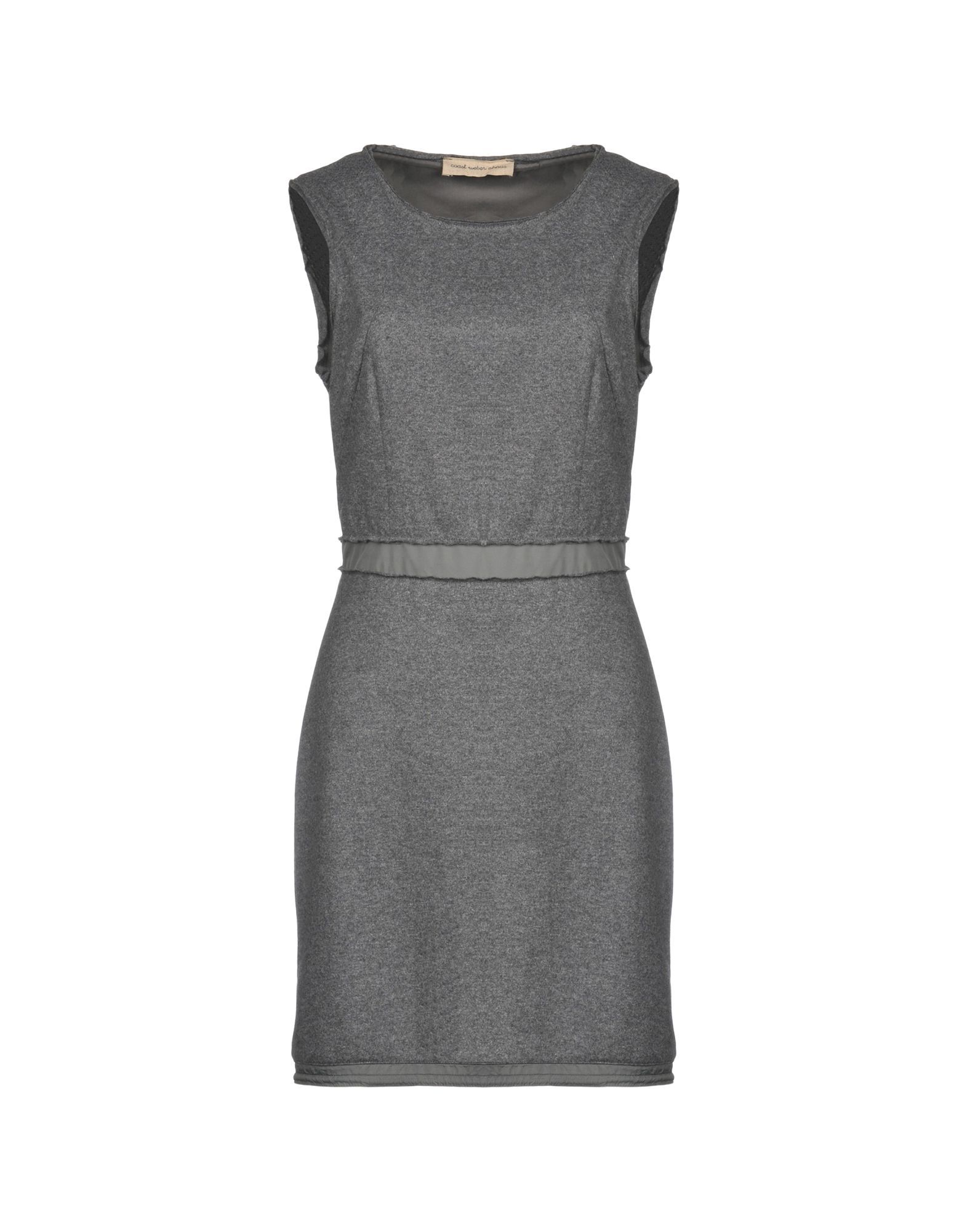 flannel, no appliqu�s, solid colour, round collar, sleeveless, no pockets, fully lined, no fastening, trapeze style