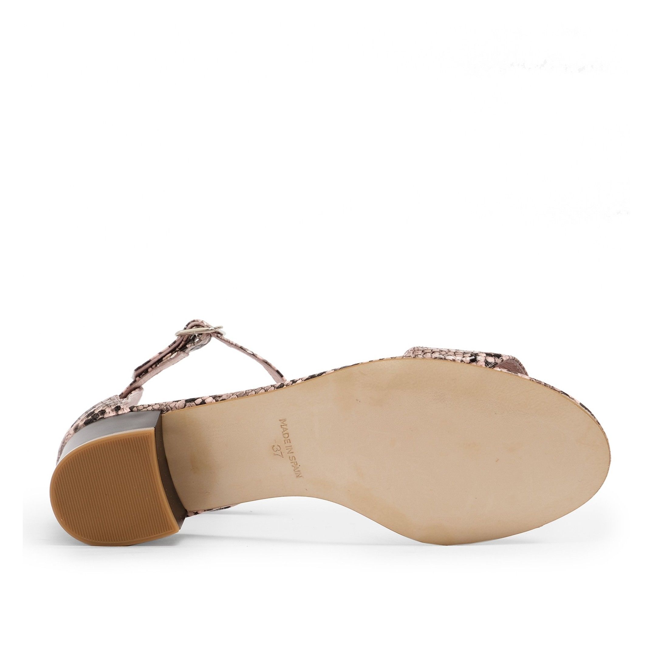 Classic sandals with heel for women. By Eva Lopez. Upper: leatherette. Closure: Metal buckle. Inner lining and insole: pig lining. Sole material: Cuerolite. Heel height: 4.5 cm. Designed and manufactured in Spain.