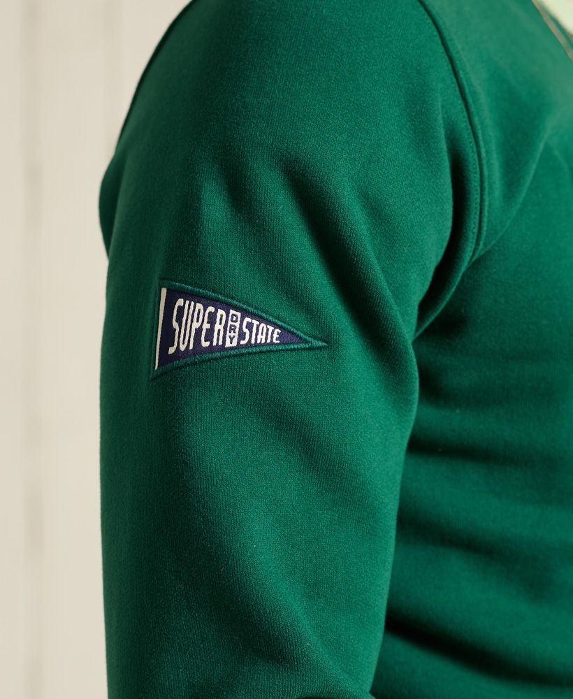 Add some texture to your hoodie collection this season with the Limited Edition College Chenille Sweatshirt.Slim fit – designed to fit closer to the body for a more tailored lookLimited Edition DesignRibbed crew necklineRibbed hem and cuffsSoft fleece liningChenille textured logoSignature logo tab