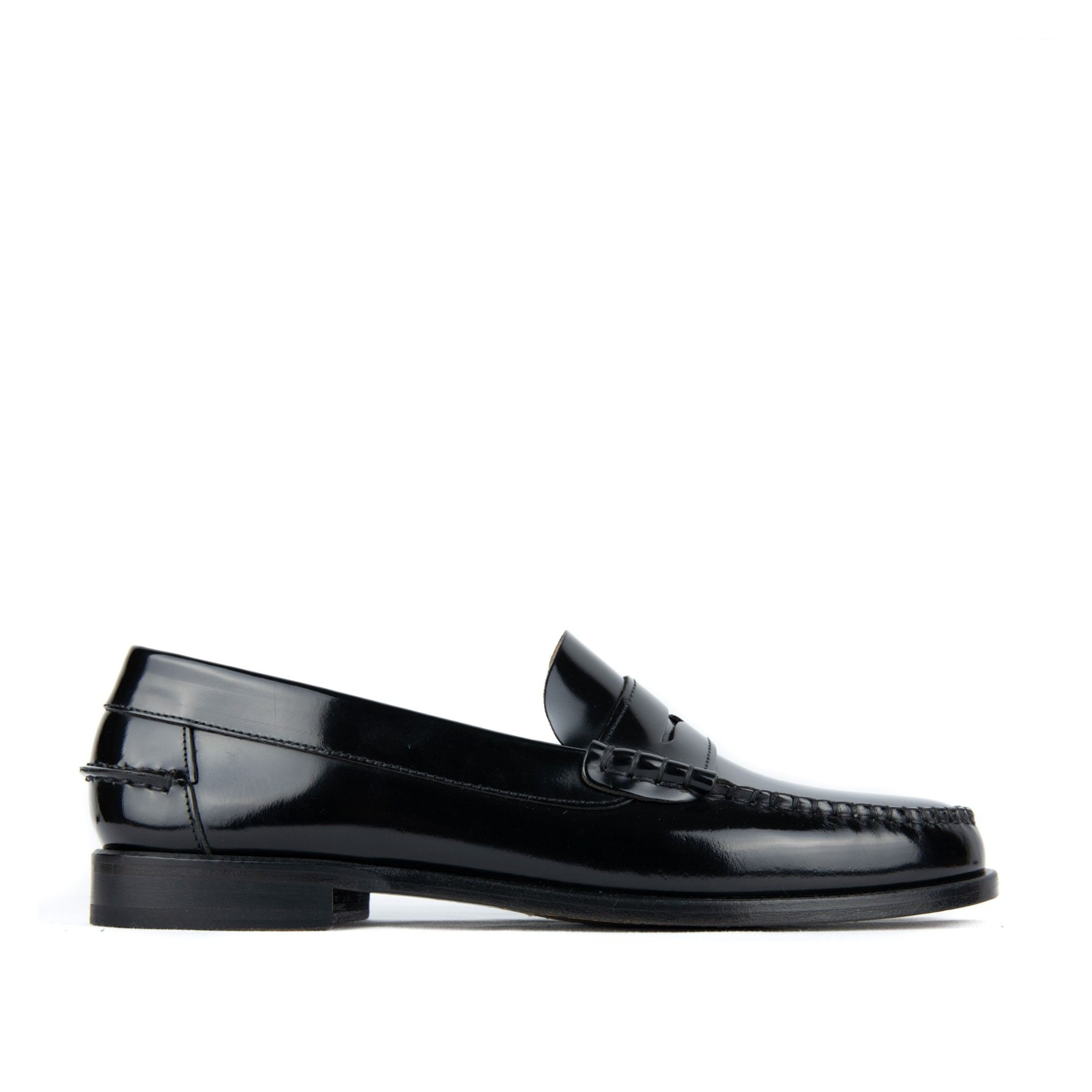 Florentic leather loafers for men. Premium collection of Son Castellanisimos. Outer: cowhide leather. Inner: Cowhide leather. Closure: no closure / open. Inner lining and insole: cowhide leather. Outsole Material: high quality leather. Heel height: 2 cm. Designed and manufactured in Spain.