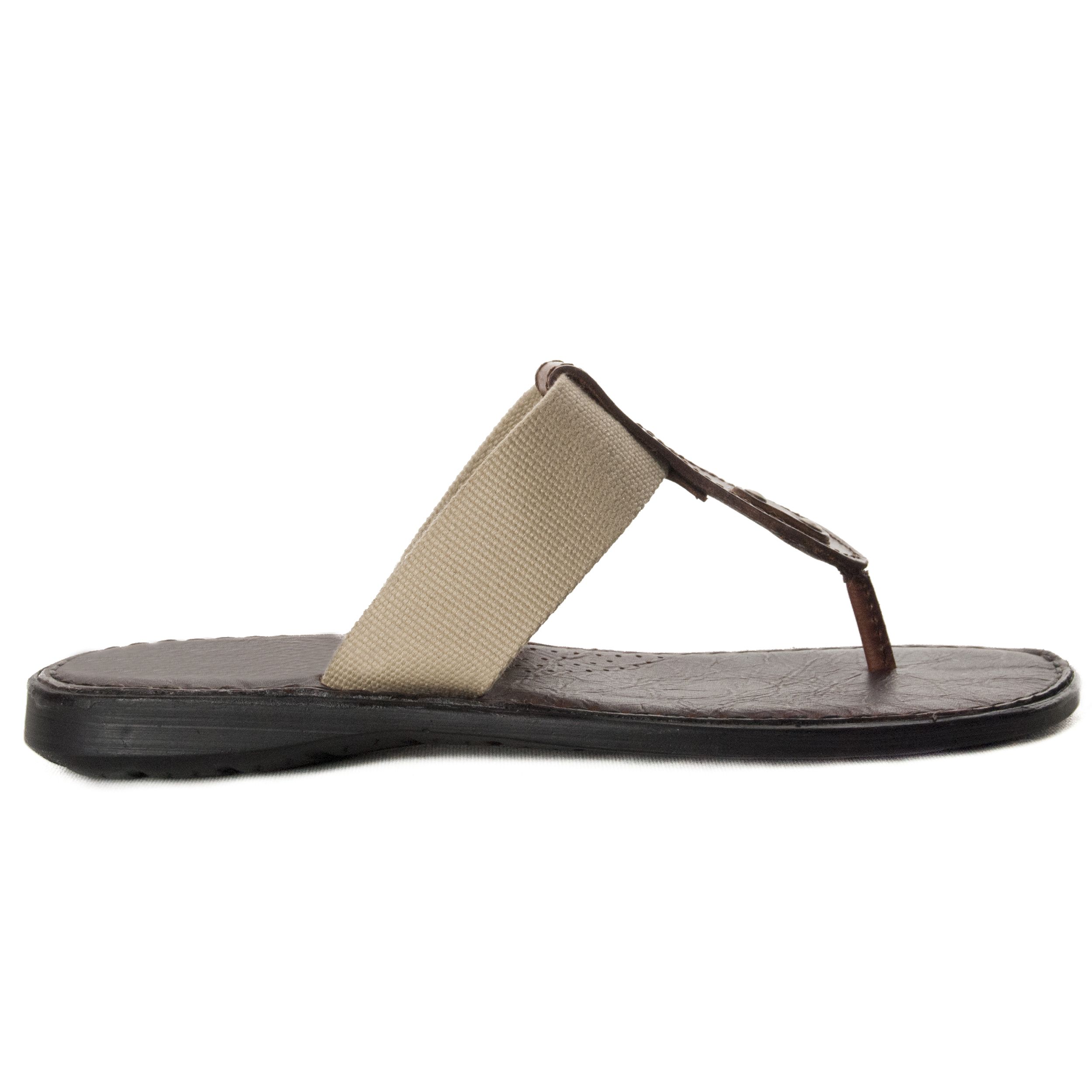 Men's skin sandal, with maximum comfort on the floor, by its gel, soft and padded template. Anatomical Grab on your finger. Very summer for his style. Made in Spain,