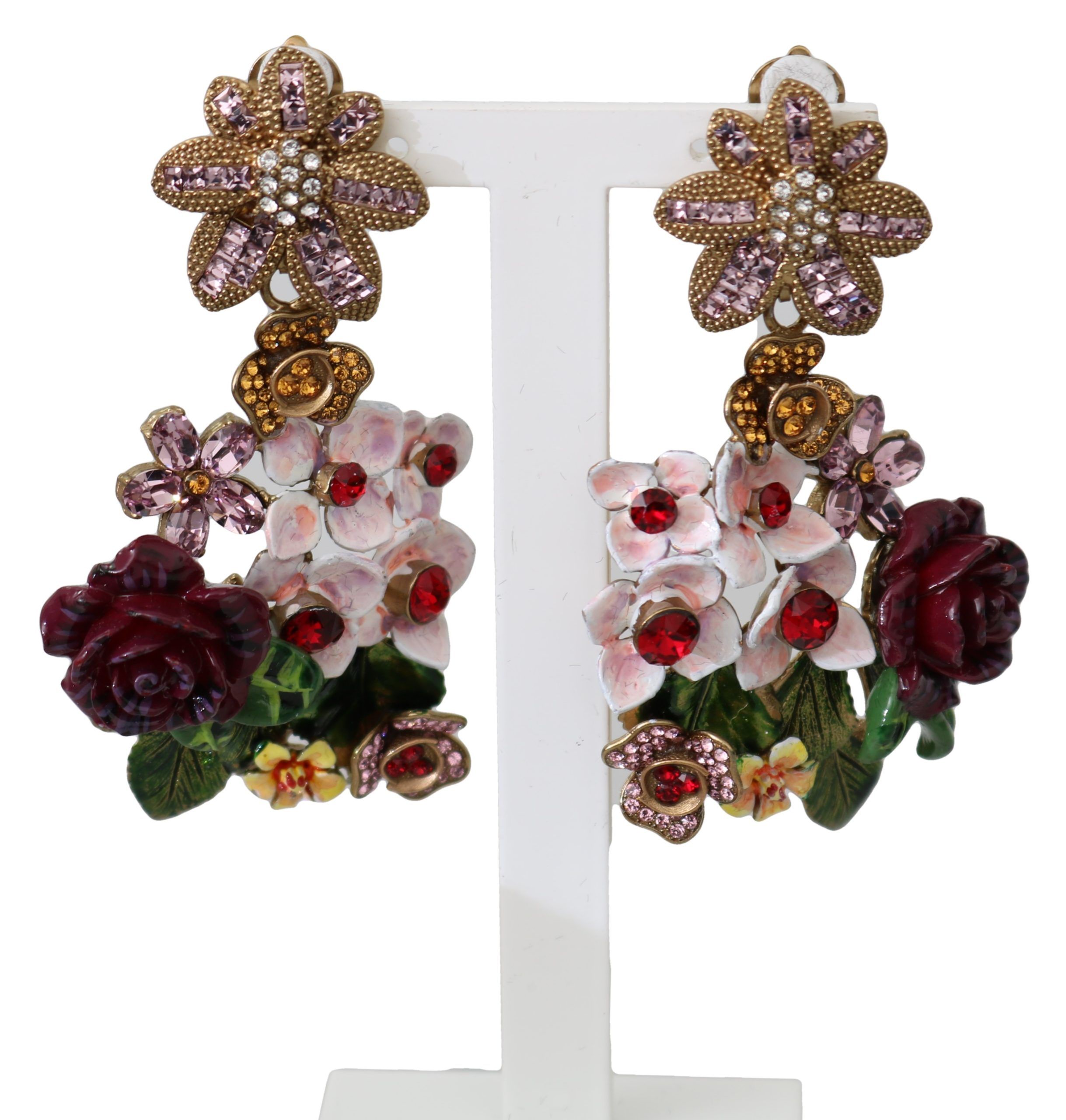 DOLCE & GABBANA
Gorgeous brand new with tags, 100% Authentic Dolce & Gabbana earrings.
Model: Clip-on, angling
Motive: FIORI BOUQUET, flowers
Material: 60% Brass, 20% glass, 20% crystals
Color: Gold, white, green
Crystals: Purple, red, gold
Logo details
Made in Italy

Length: 7 cm