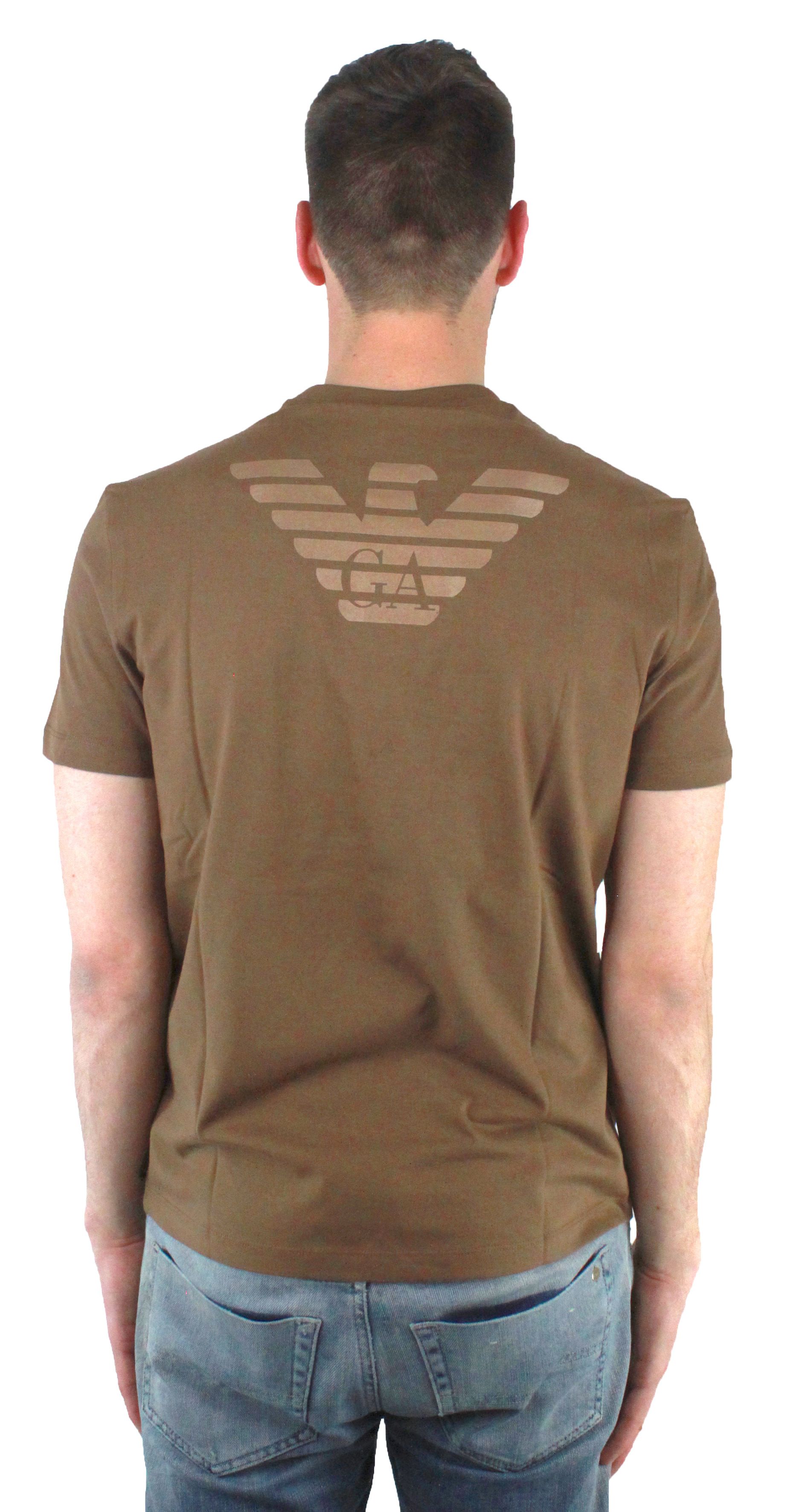 Emporio Armani 3Z1T88 1J00Z 0480 T-Shirt. Short Sleeved Brown T-Shirt. Armani Emblem to the Front Chest Area. 100% Cotton. Style: 3Z1T88 1J00Z. Crew Neck