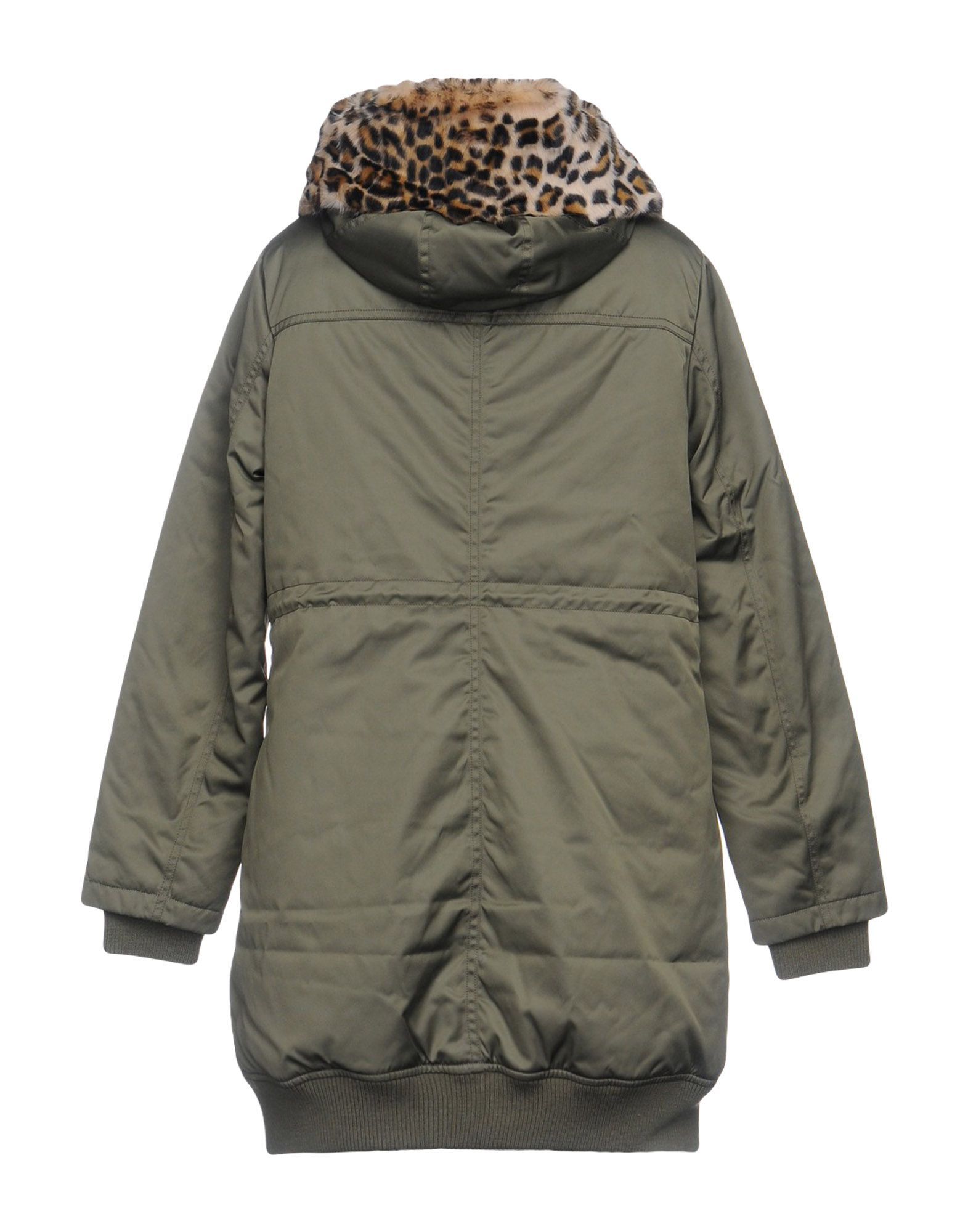 faux fur, techno fabric, logo, detachable application, solid colour, single-breasted , button, zip, turtleneck, multipockets, long sleeves, duck down filling, contains non-textile parts of animal origin, single-breasted jacket