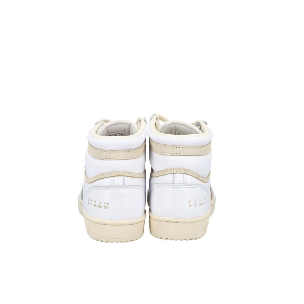 White cream Sneaker