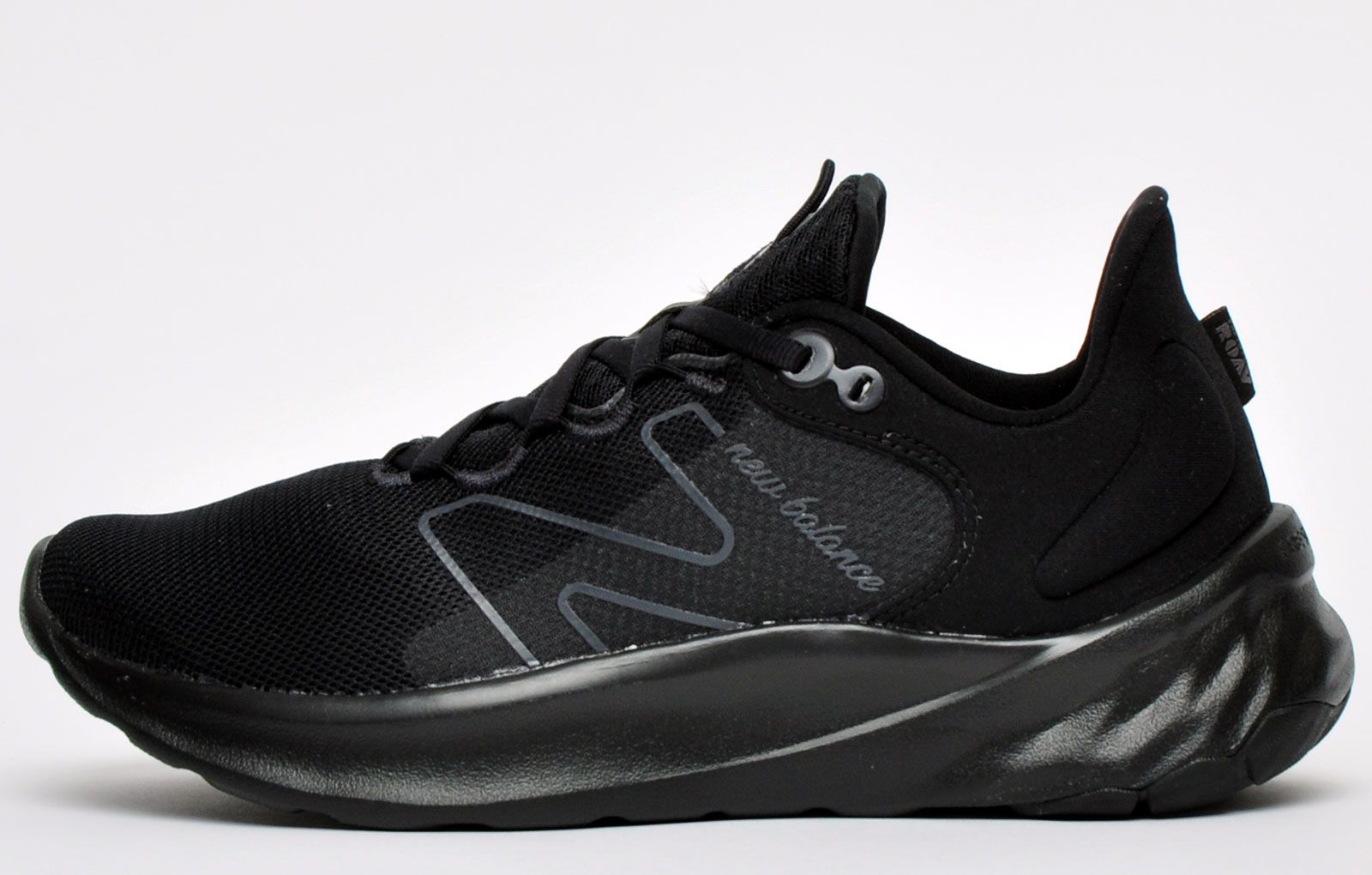 New Balance Fresh Foam Roav v2 Womens
