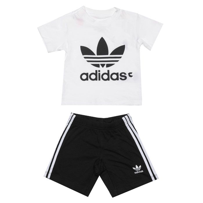 Infant Boys adidas Originals T-Shirt and Shorts Gift Set in white - black.<BR><BR>T-Shirt:<BR>- Ribbed crew neck.<BR>- Short sleeves.<BR>- Oversize Trefoil logo printed to chest.<BR>- Regular fit.<BR>- Main material: 100% Cotton.  Machine washable.<BR><BR>Shorts:<BR>- Elasticated waist with inner drawcord.<BR>- Applied 3-Stripes to sides.<BR>- Trefoil logo printed above left hem.<BR>- Regular fit.<BR>- Main material: 100% Cotton.  Machine washable.<BR>- Ref: ED7677<BR><BR>Please note this style is sold as a set.  Returns will only be accepted if both items are returned together.