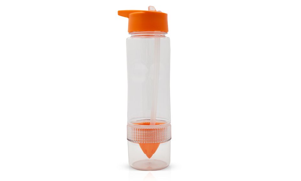 Juice Twist Water Bottle Orange 700ml.  Adds a fruity twist to your water.  Orange Carry Top and Juicer.  Retracting Spout.  Flip-up straw cap stays clean and quick to use.  Carry handle top can also be clipped too.  Use it everywhere you go, the gym, camping, travelling, exercise and all other outdoor sport as well as at home and in the office.  Built in press, twist & infuse facility to ensure you can flavour your water and be healthy at the same time.