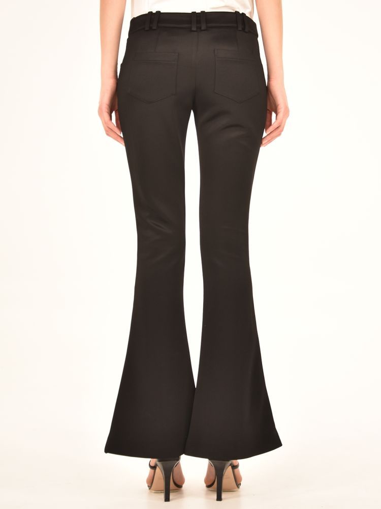 Low-waisted black trousers with flared bottom, five-pocket model with belt loops.The model is 183 tall and wears size 36FR / S / 40IT
