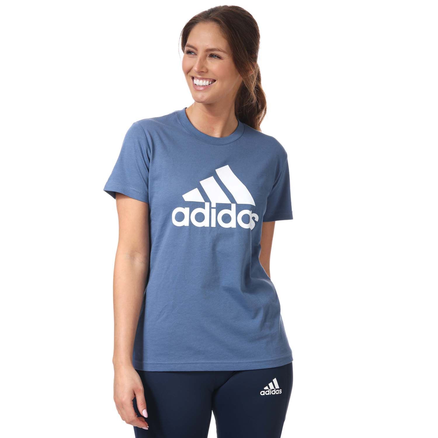 Womens adidas LOUNGEWEAR Essentials Logo T- Shirt in blue- white.- Crewneck.- Short sleeves.- Oversized adidas Badge of Sport logo across the chest.- Regular fit.- Main material: 100% Cotton. Machine washable. - Ref: GL0728