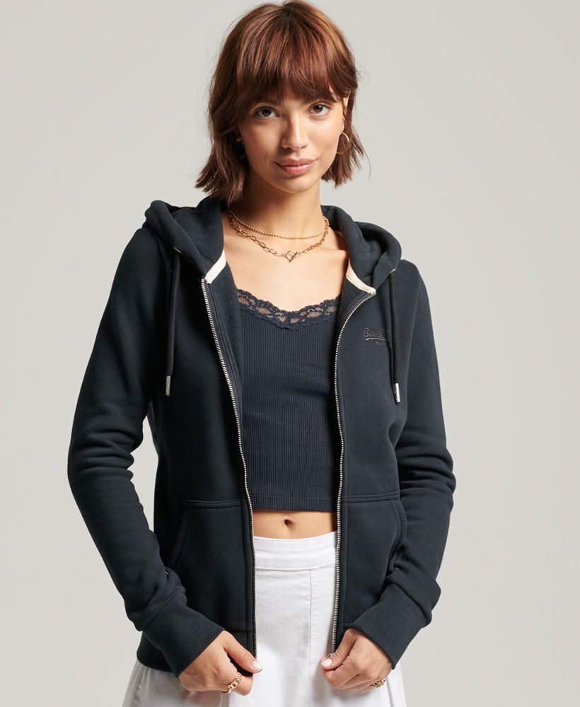 Nothing beats a classic zipped hoodie. Be part of our iconic Orange Label family with the Classic Zip Hoodie, featuring a super soft lining that's guaranteed to keep you cosy.Slim fit – designed to fit closer to the body for a more tailored lookDrawstring hoodZip fasteningTwo pocketsSoft brushed liningRibbed cuffs and hemEmbroidered logoSignature logo tab