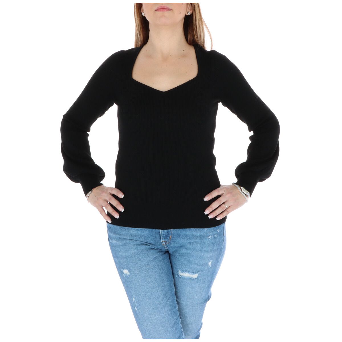 Brand: Pinko
Gender: Women
Type: Knitwear
Season: Fall/Winter

PRODUCT DETAIL
• Color: black
• Sleeves: long
• Neckline: v-neck
•  Article code: 1G155U Y6D1

COMPOSITION AND MATERIAL
• Composition: -41% acrylic -2% elastane -41% wool -16% polyamide 
•  Washing: machine wash at 30°