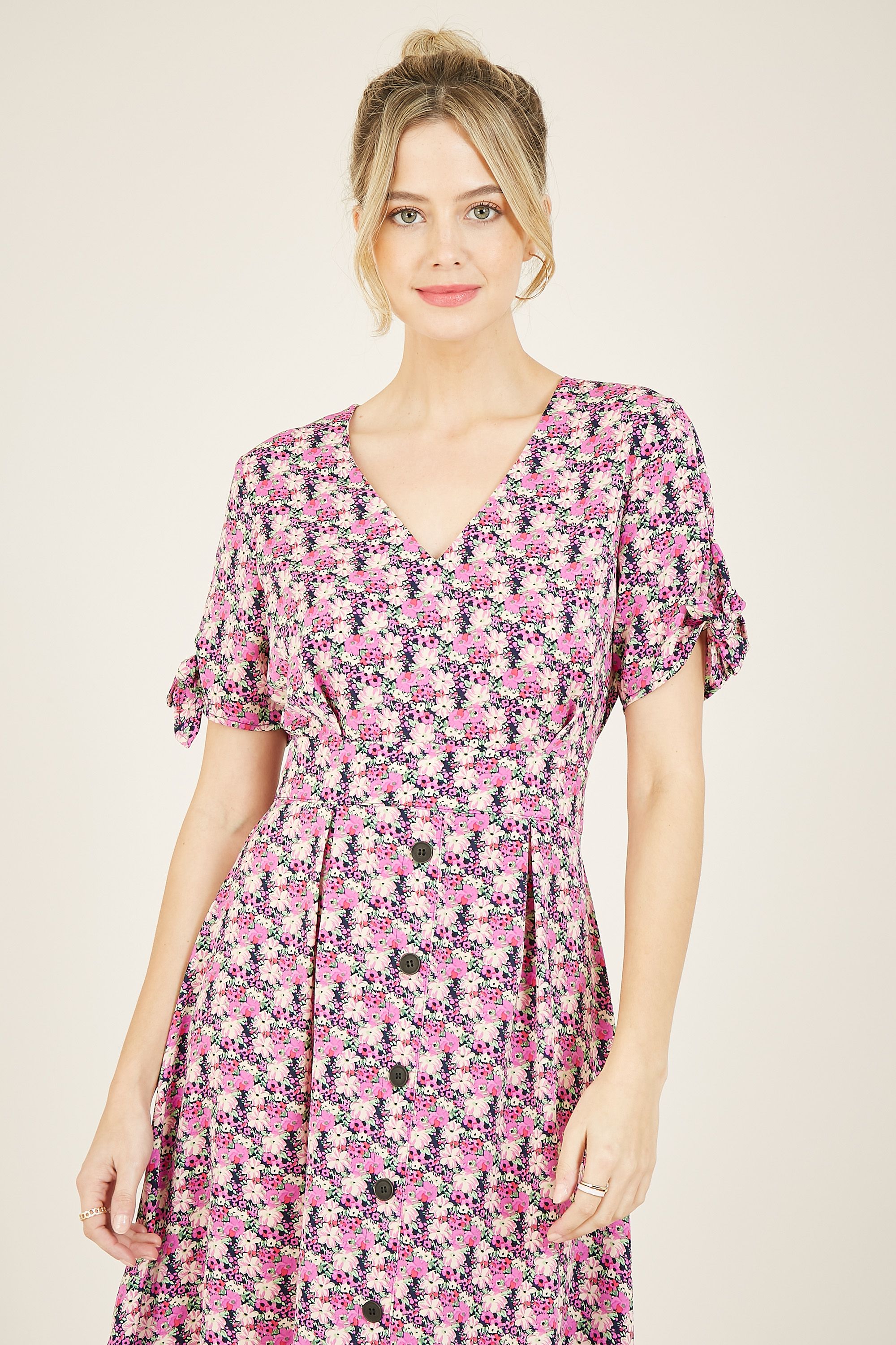 yumi ditsy floral wrap dress