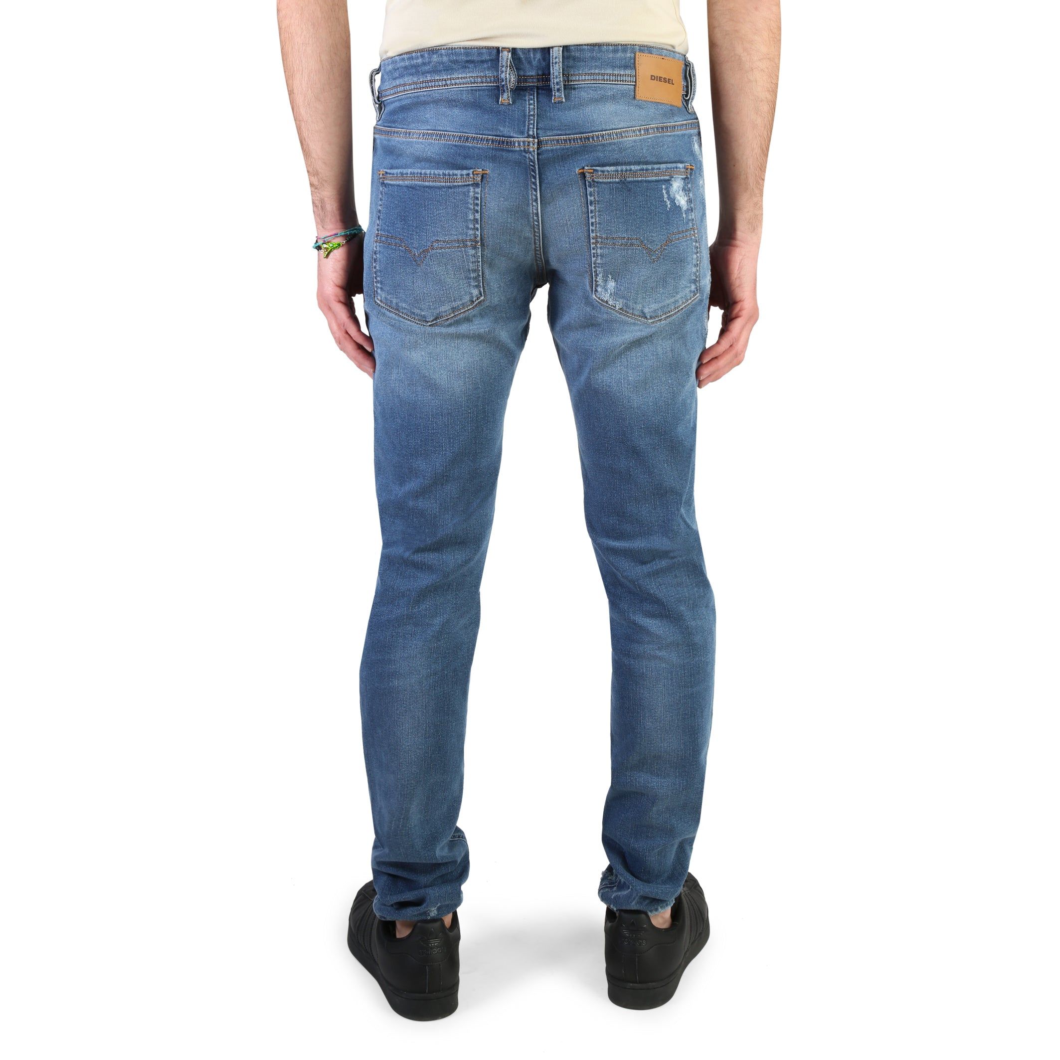 Gender: Man   Type: Jeans   Fastening: buttons, zip   External pockets: 5   Material: other fibres 59%, cotton 39%, elastane 2%   Washing: wash at 30° C   Model height, cm: 185   Model wears a size: 31   Fit: slim   Details: visible logo style:biker fit:slim Other Fibres 59%, Cotton 39%, Elastane 2% type:ripped-jeans occasion:street wash:light-wash