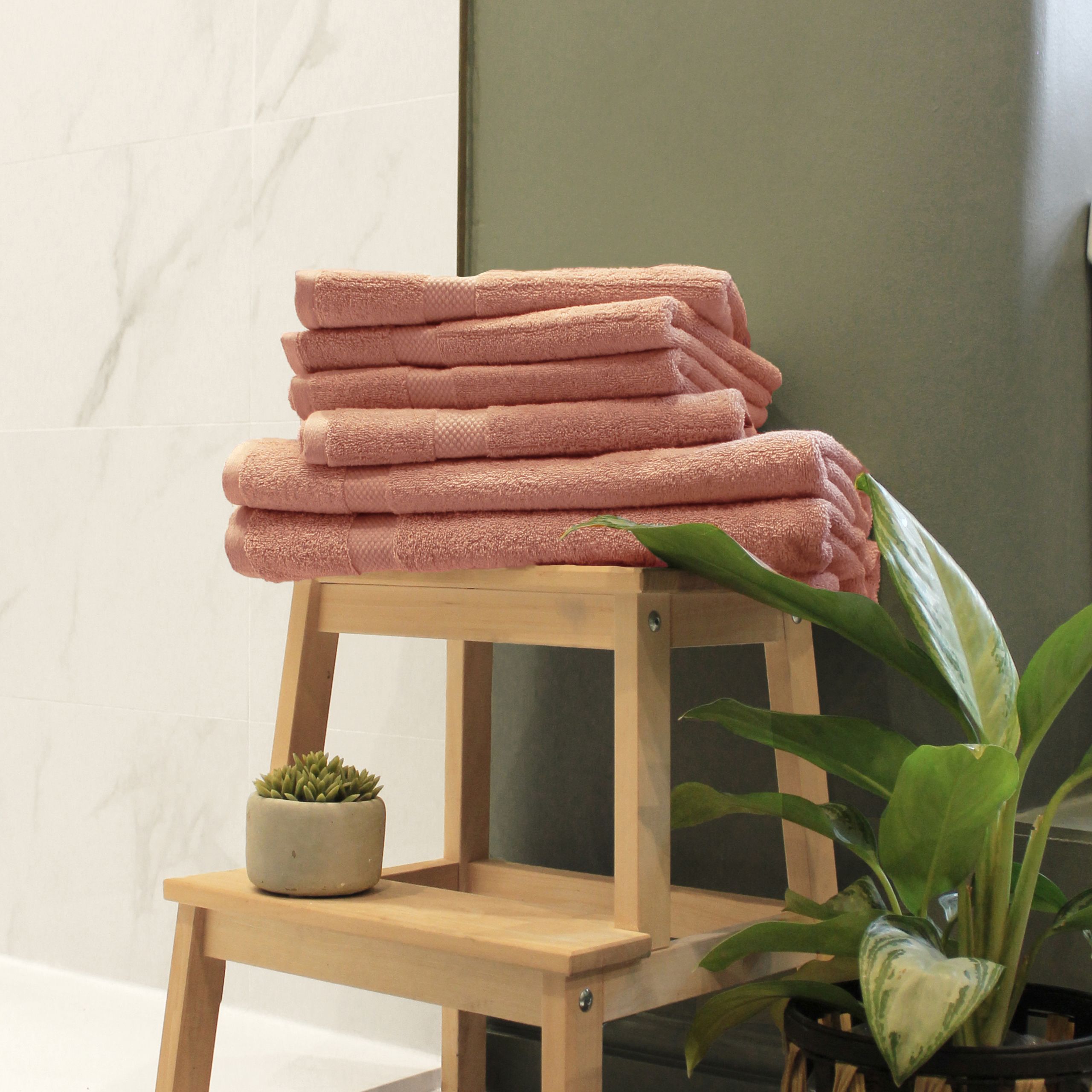 The Linen Yard LOFT 6-piece towel bale gives you a spa-like feeling at home. They are designed to be super absorbent and ultra-soft. Made from a 100% plush combed cotton for a relaxed everyday feel. Perfect heavyweight towels with 650 grams per square metre. The basket weave band is a quality design feature that gives LOFT towels a stylish effortless signature look. In multiple soothing shades, create an air of calm in your washroom and always have super softness on hand.