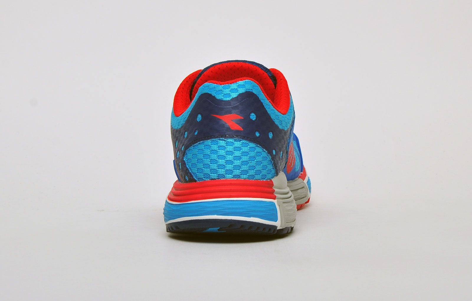 diadora n4100
