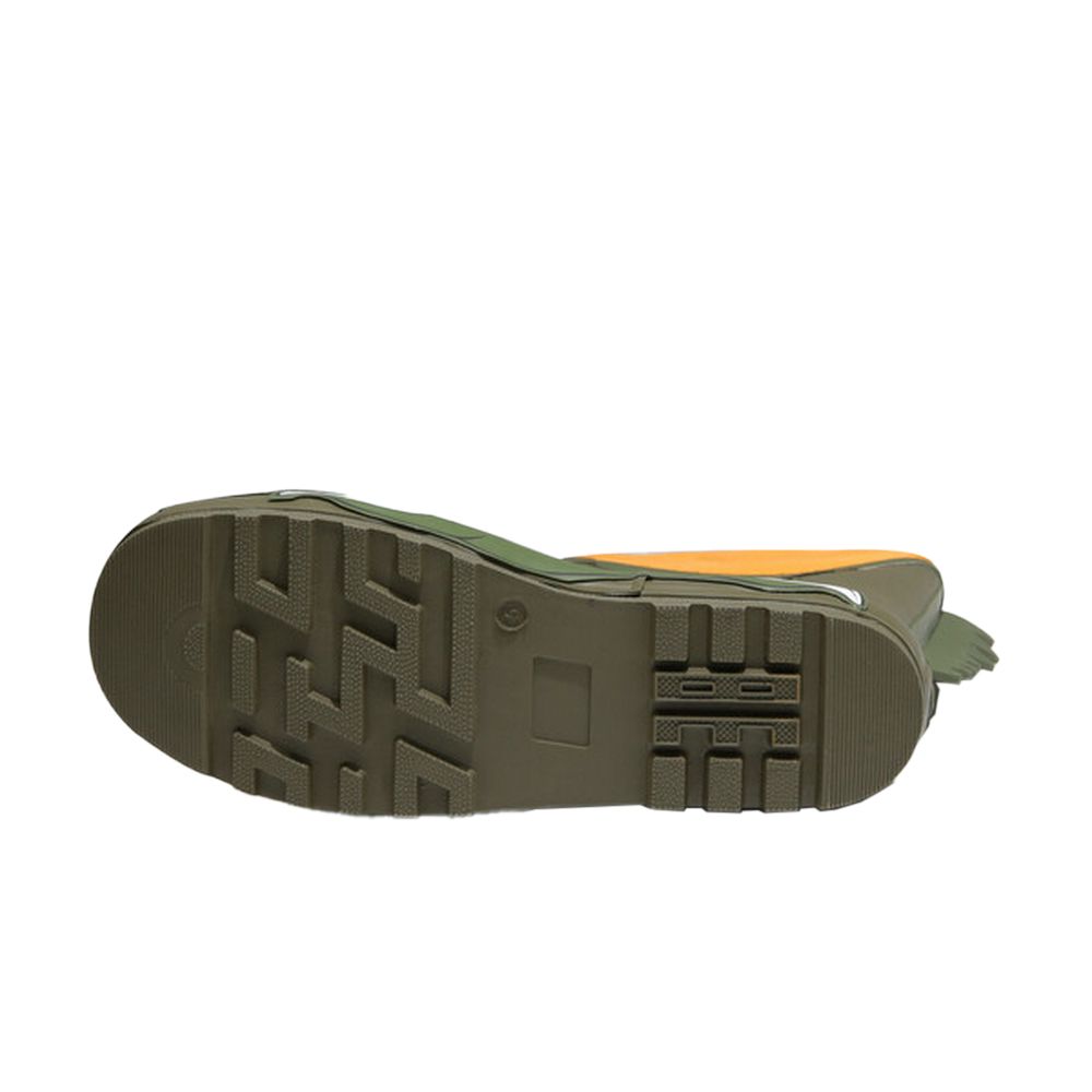 Natural rubber construction. Durable weather protection. Gaiter with drawcord adjustment. EVA comfort footbed. Multi-directional cleated sole design with square heel for reliable underfoot stability.
