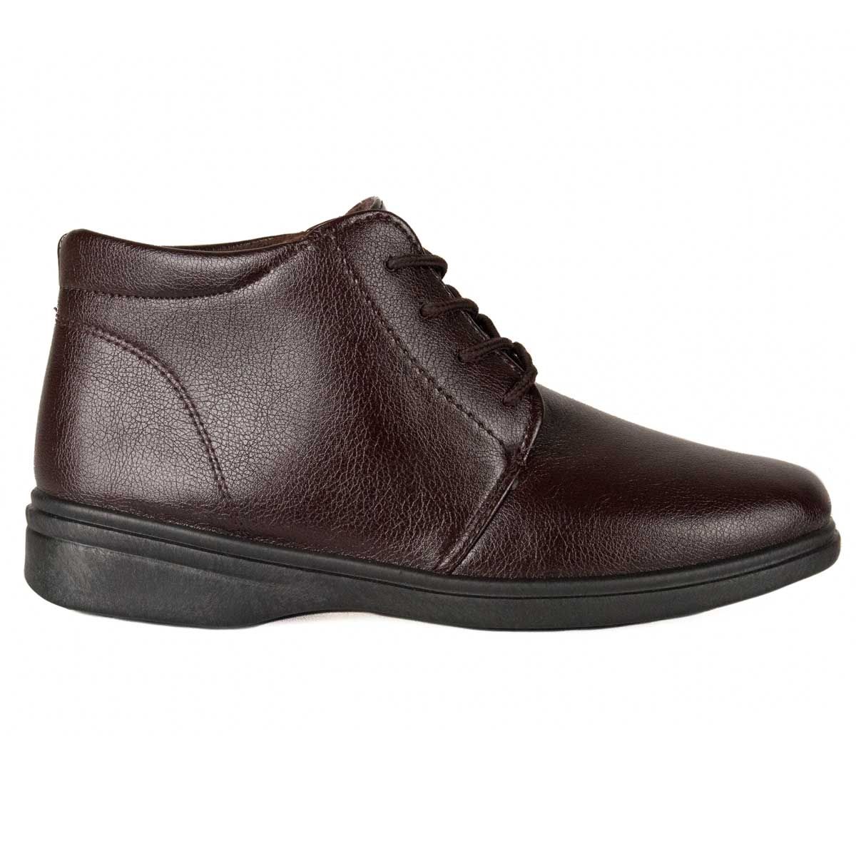 Comfortable and light boot for men with laces of thread, perfect for the day for its super flexible and perfectly adaptable to the foot. The ankle area is padded, to provide greater comfort. Its double seam gives the boot firmness and consistency. Interior area and plant coarse hair lined. Foreign material Very easy to clean. Light floor and anti-slip rubber sole.