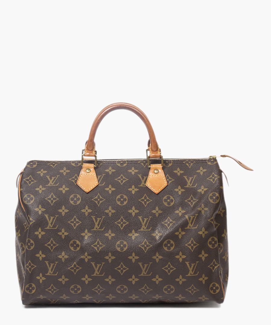 Parisian mainstay Louis Vuitton has spearheaded the fashion scene since 1854 through his championship of classic silhouettes and an inimitable monogram. Striking world-fame across the decades and continually accompanying a world in motion with their emblematic creations, pay tribute to the brand's legacy with a vintage accessory.