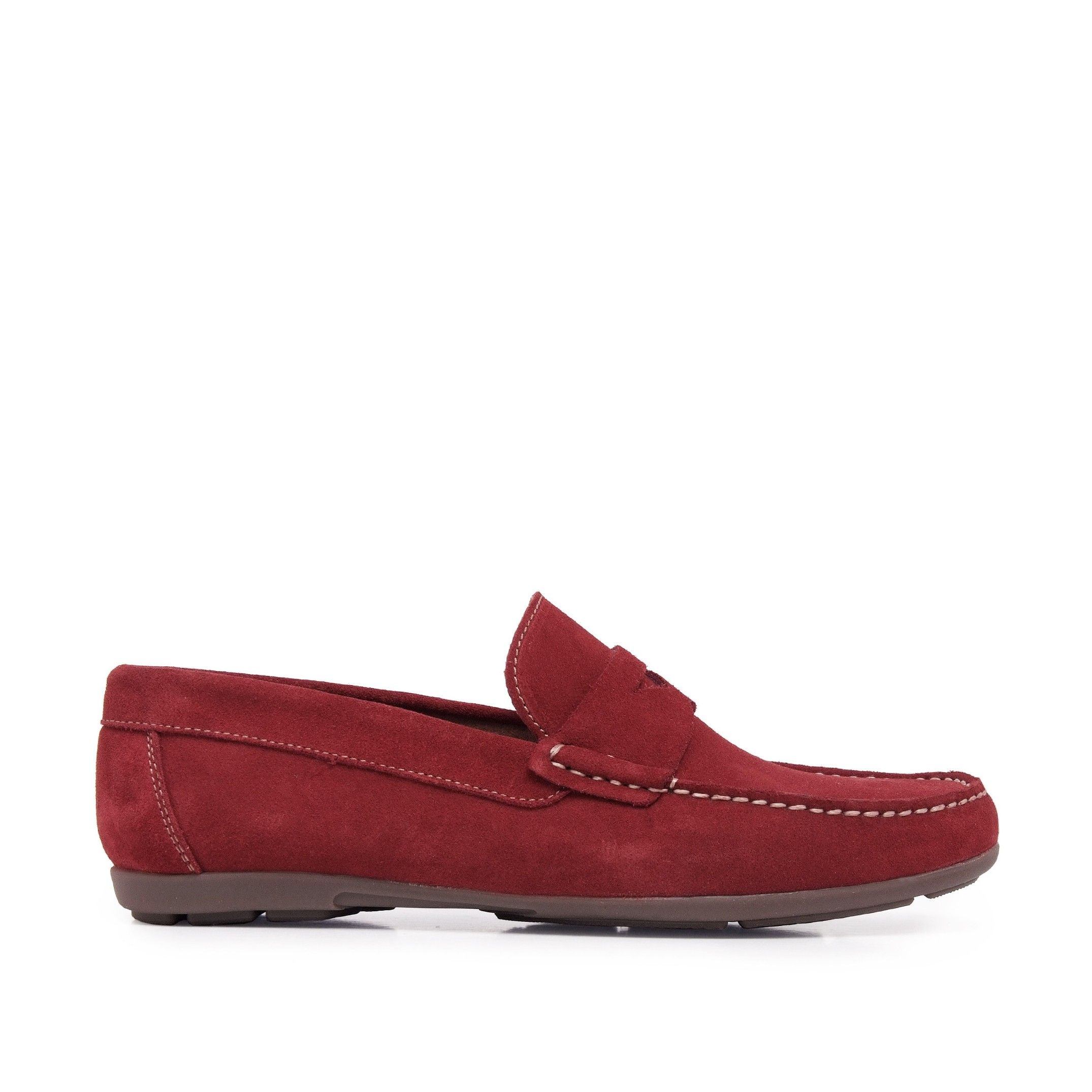 Leather loafers. Upper: leather. Inner and insole made of natural leather. Insole: leather. Sole: P.U. MADE IN SPAIN.