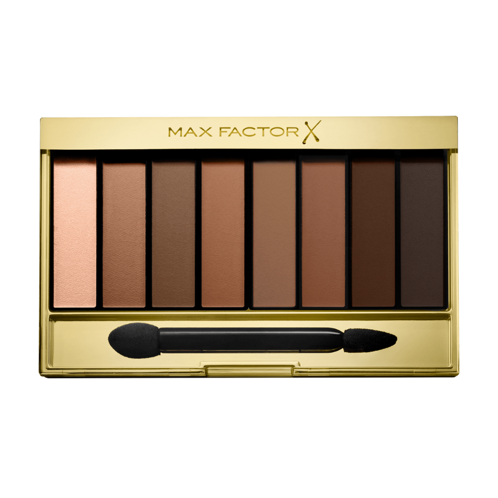 Max Factor Masterpiece Nude Palette is an ultra versatile, universally flattering eye contouring palette featuring eight perfectly paired shades so you can master the most glamourous nude eye look. The perfectly paired eyeshadows range from pale to deep tones which allow you to contour your eyes with endless combinations and transition from a daily nude look to a subtle smokey eye. The baked formula gives more pigment for richer and intense colour that is buildable with a velvety smooth finish.