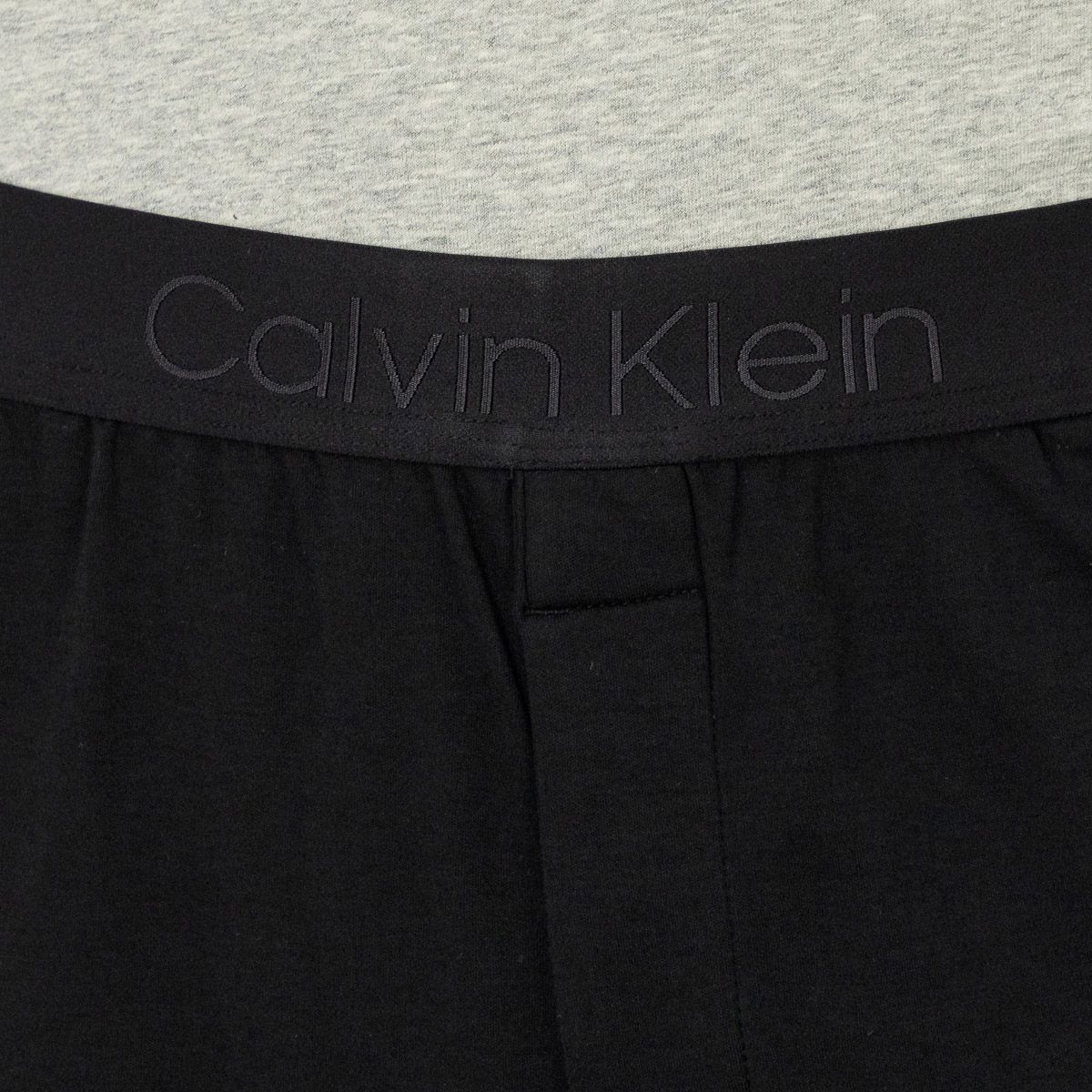Calvin Klein 000NM1741E-001-M Deze zwarte pyjamabroek houdt u warm en comfortabel.