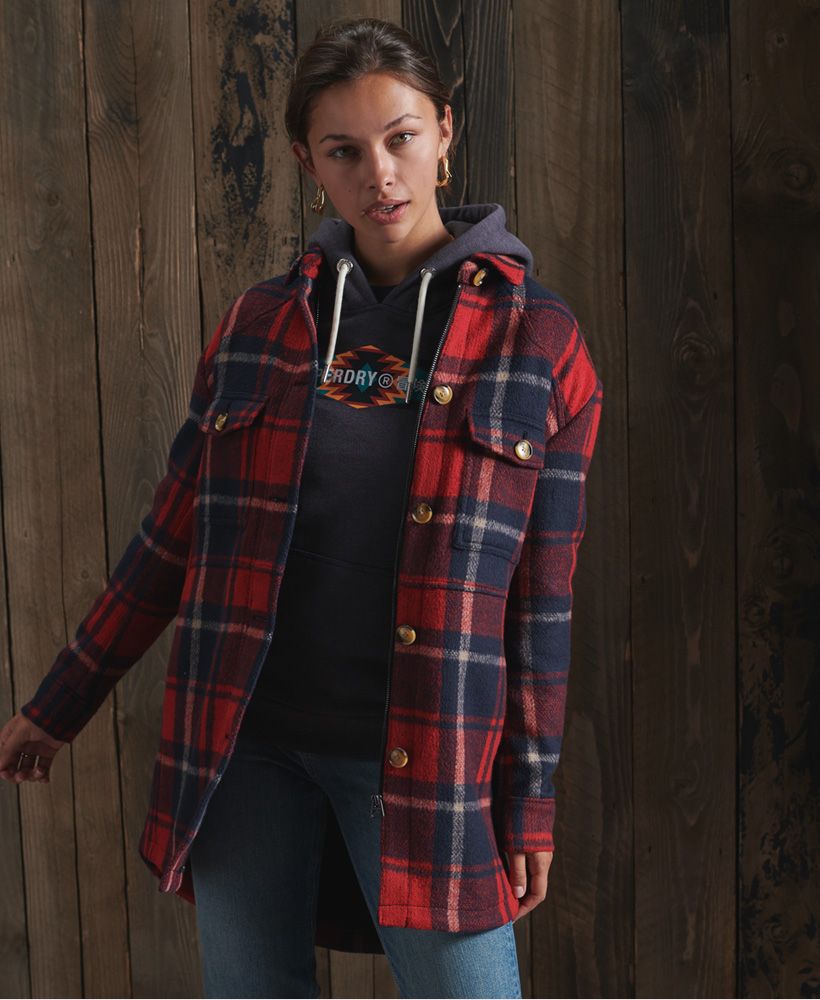 Get the ultimate 'I stole my significant others shirt' look with this oversized, soft Heritage brushed shirt jacket. Designed to be comfortable and give you a vintage vibe.Single collarButton and zip fasteningFour pockets