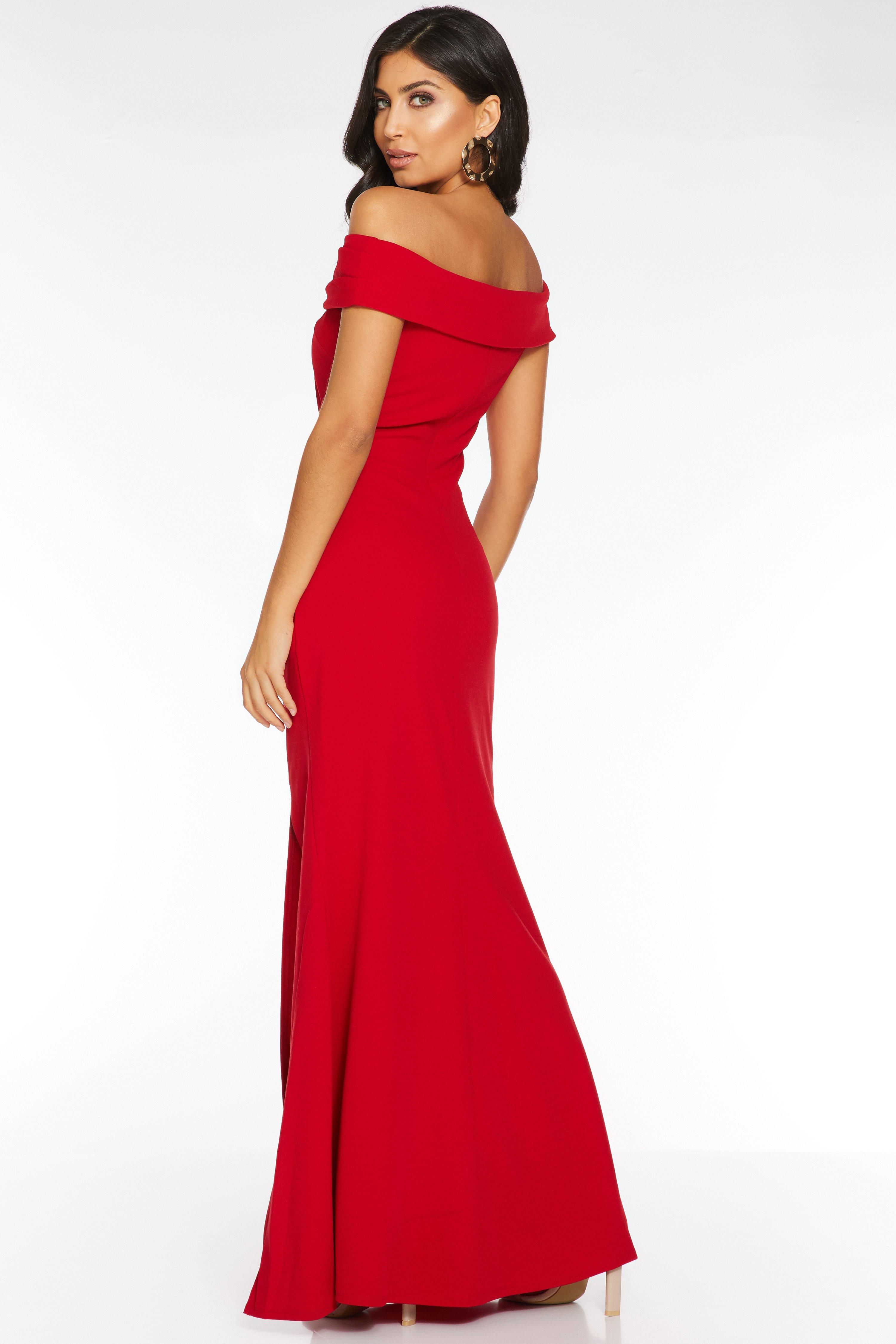 - Dress to impress!  - Bardot neckline  - Ruched detail  - Side split  - Length: 155cm approx  - 95% Polyester  5% Elastane  - Model height: 5' 9