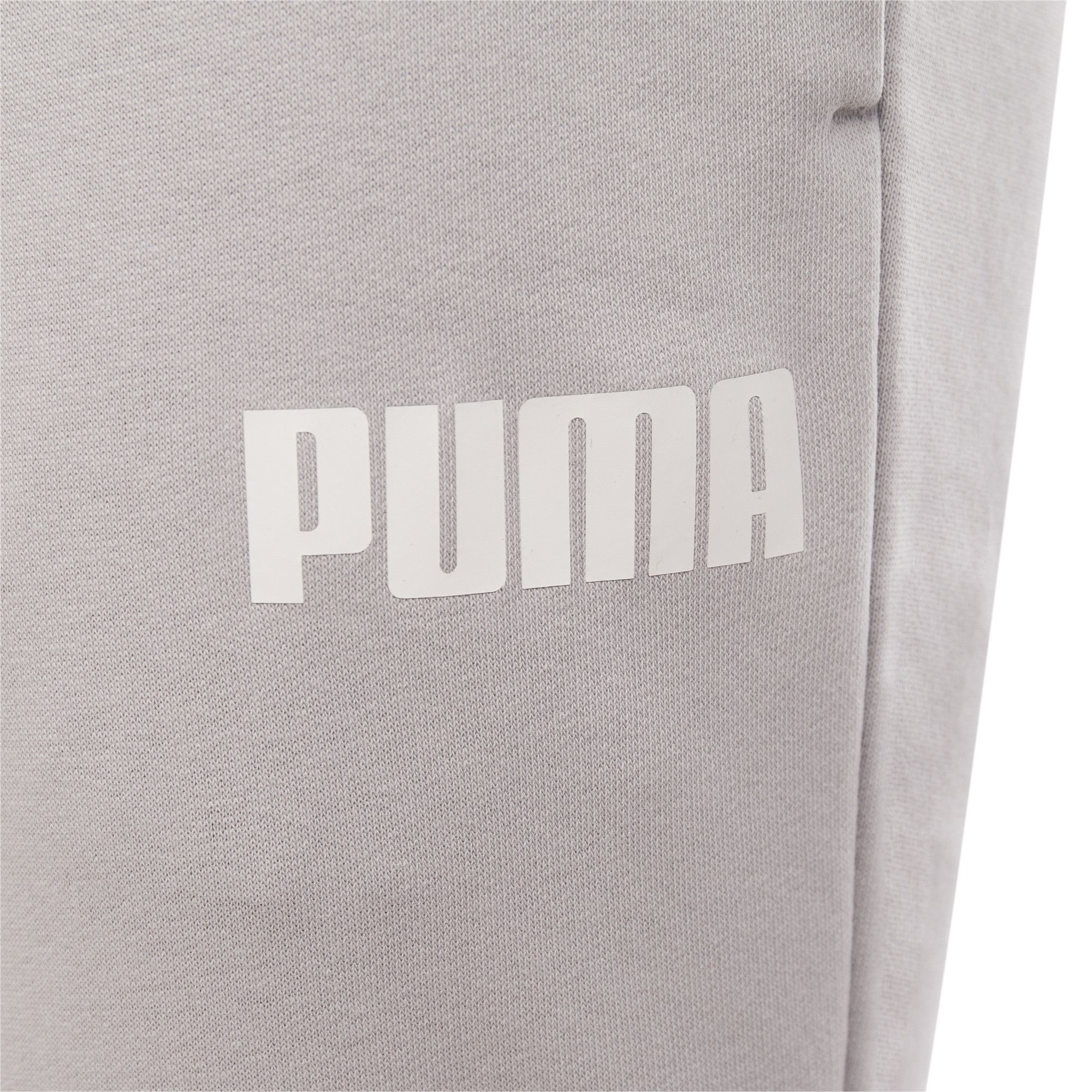  Athletic PUMA DNA meets comfy, casual style. Throw on the Tape Pants in French terry and conquer the day the comfortable way. FEATURES & BENEFITS Recycled Content: Made with at least 20% recycled material as a step toward a better future DETAILS Regular fitComfortable style by PUMAPUMA branding detailsSignature PUMA design elements